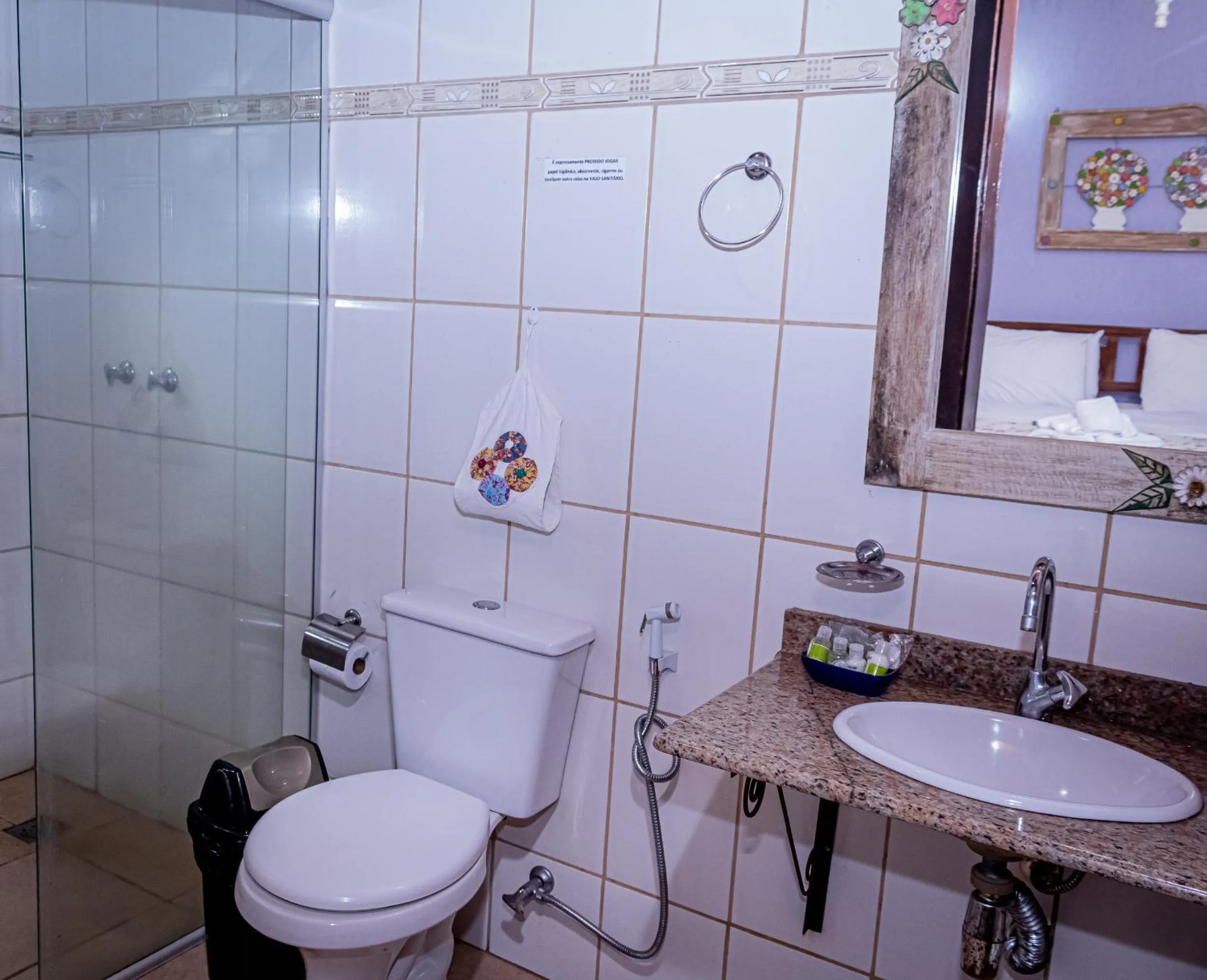 Shower in Casa de Violeta Pousada