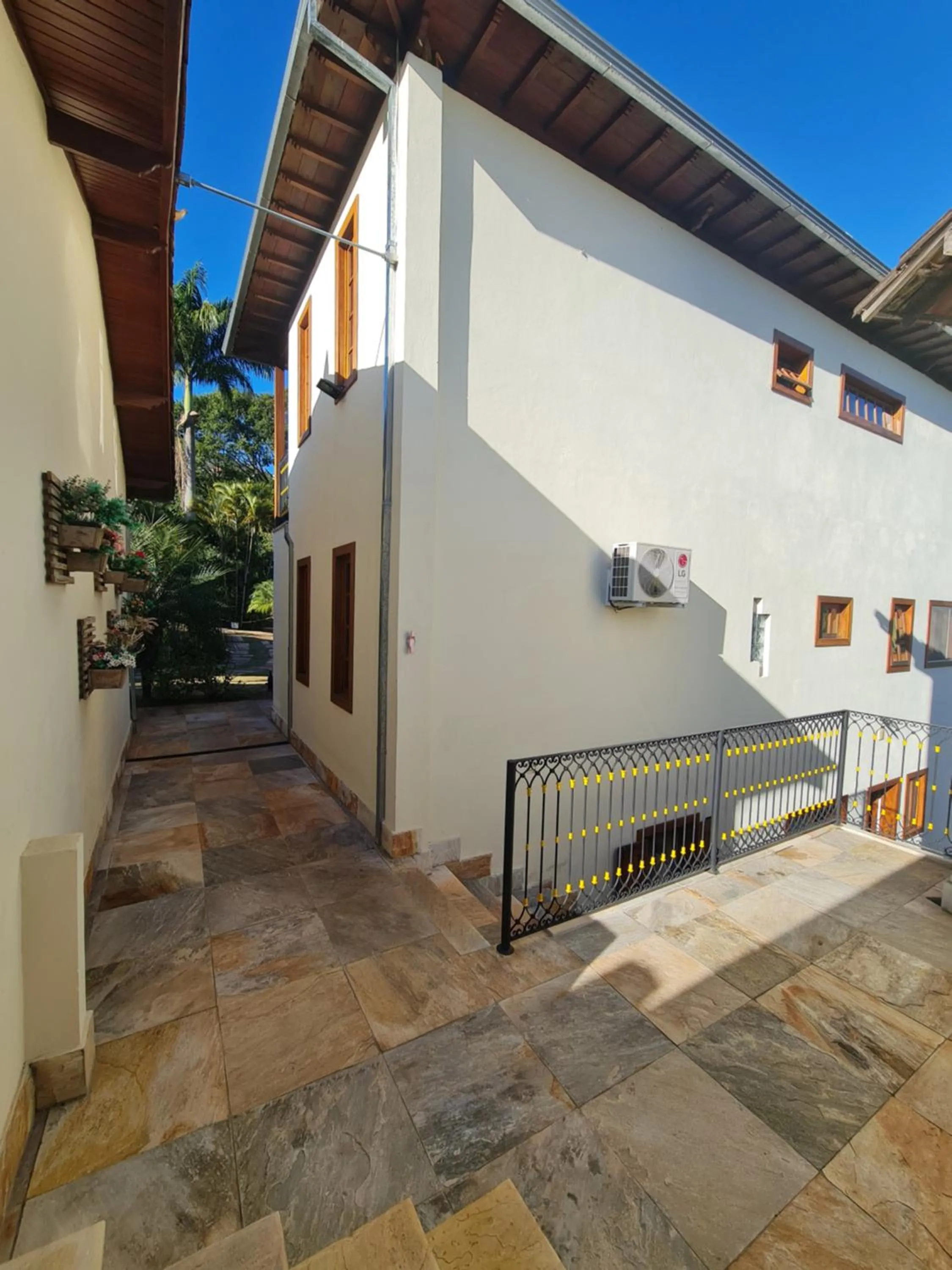 Property building in Pousada Boutique Chico Anjo