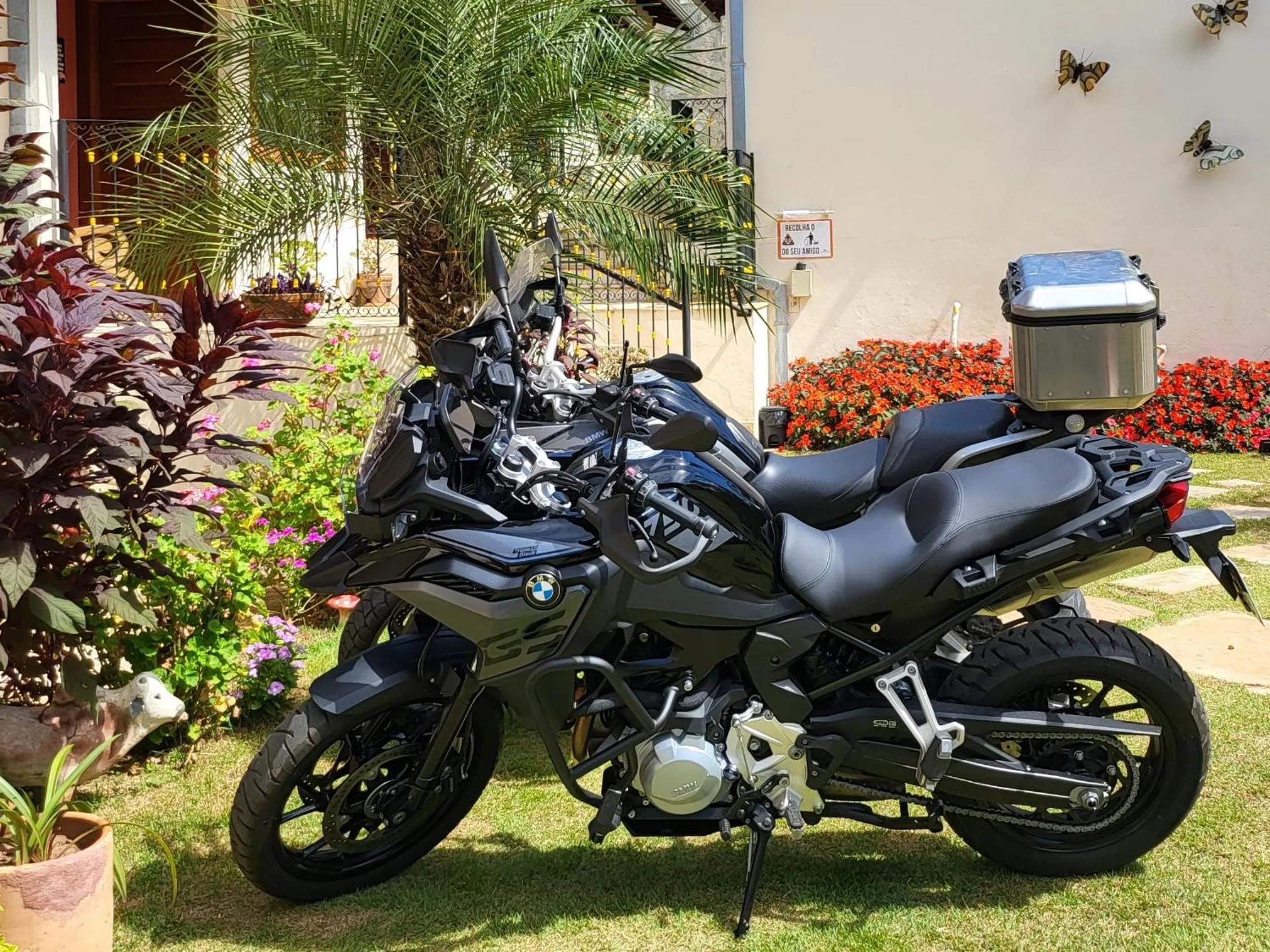 Parking in Pousada Boutique Chico Anjo