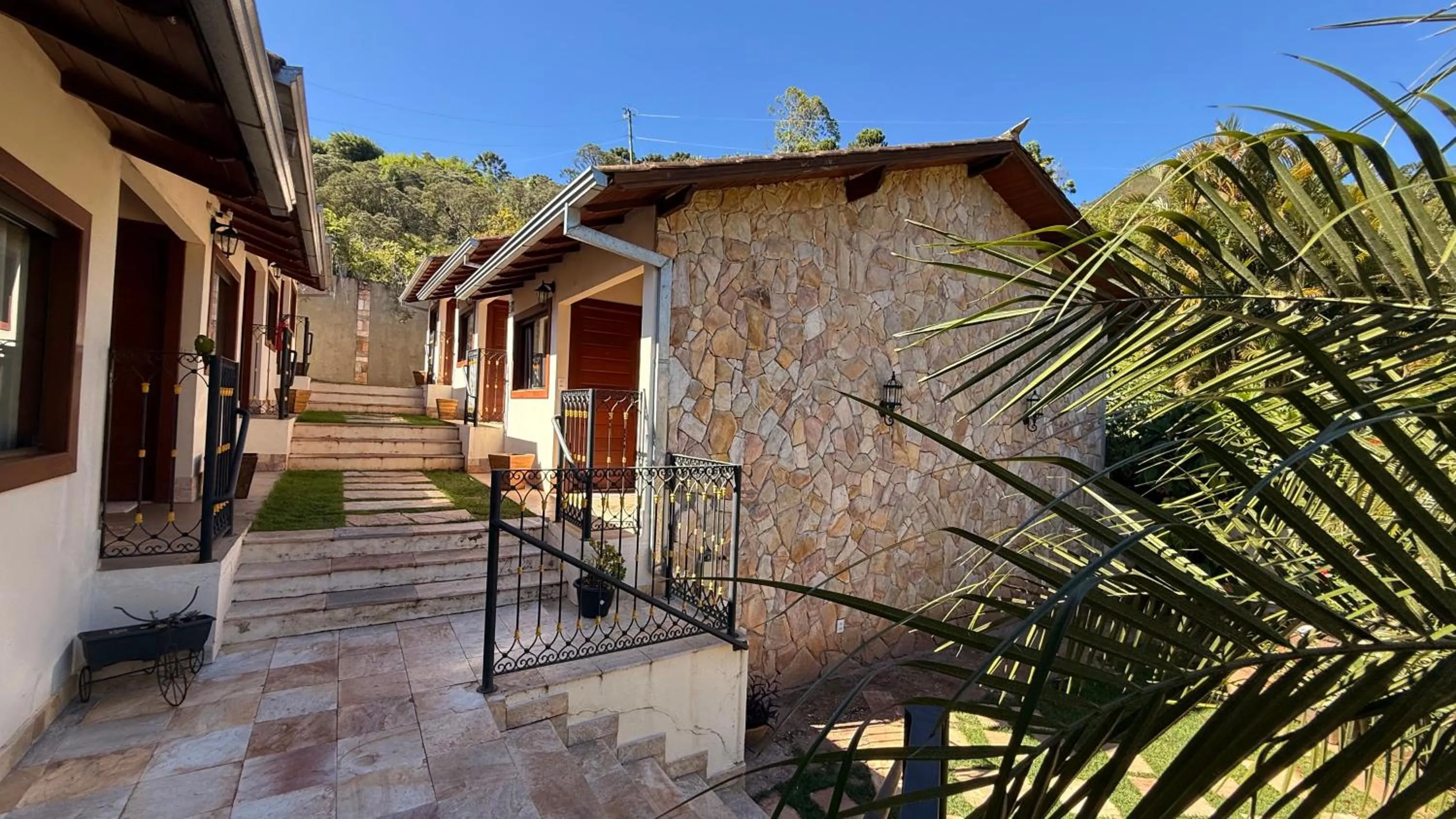 Property building in Pousada Boutique Chico Anjo