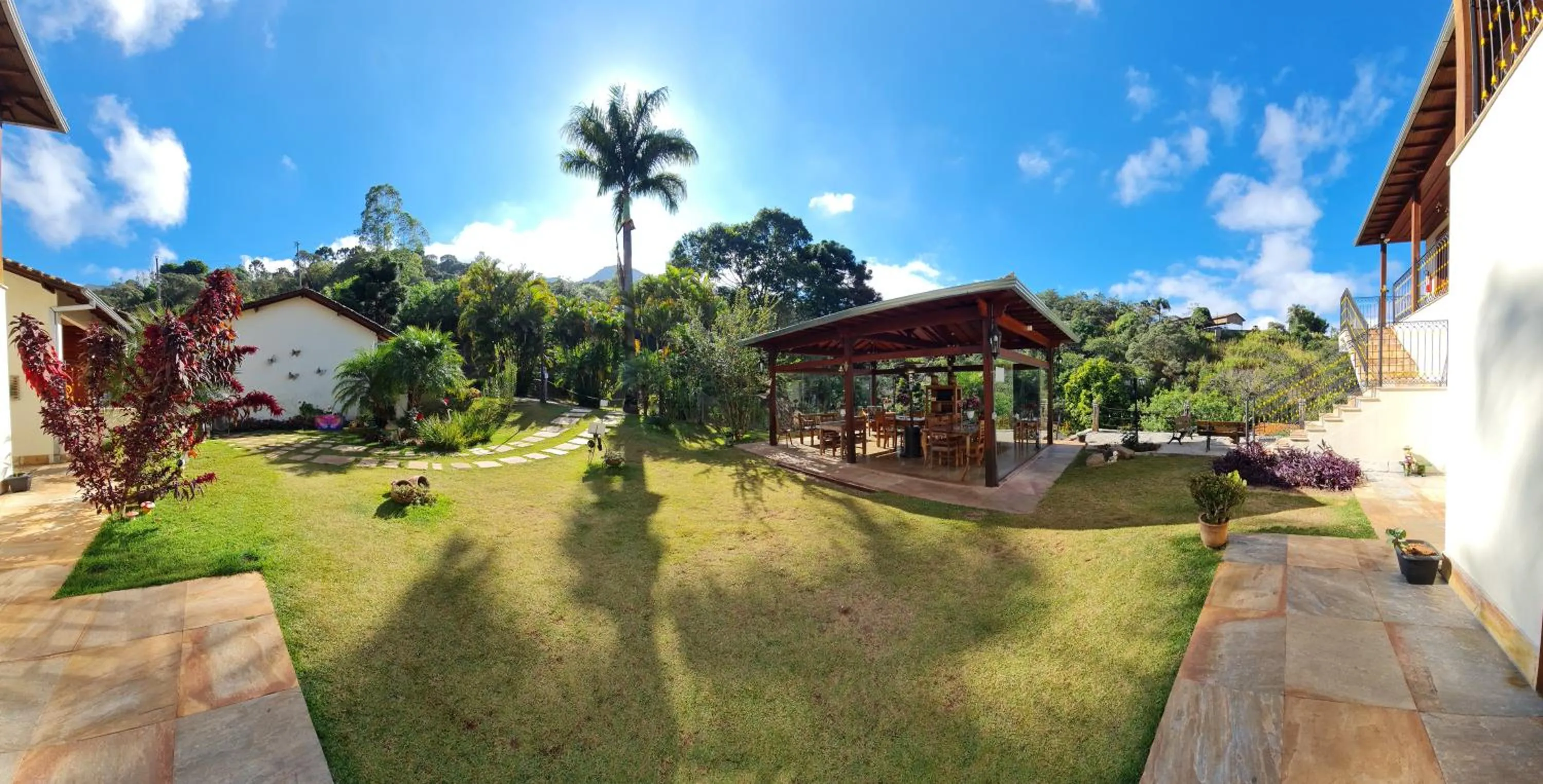 Garden view in Pousada Boutique Chico Anjo