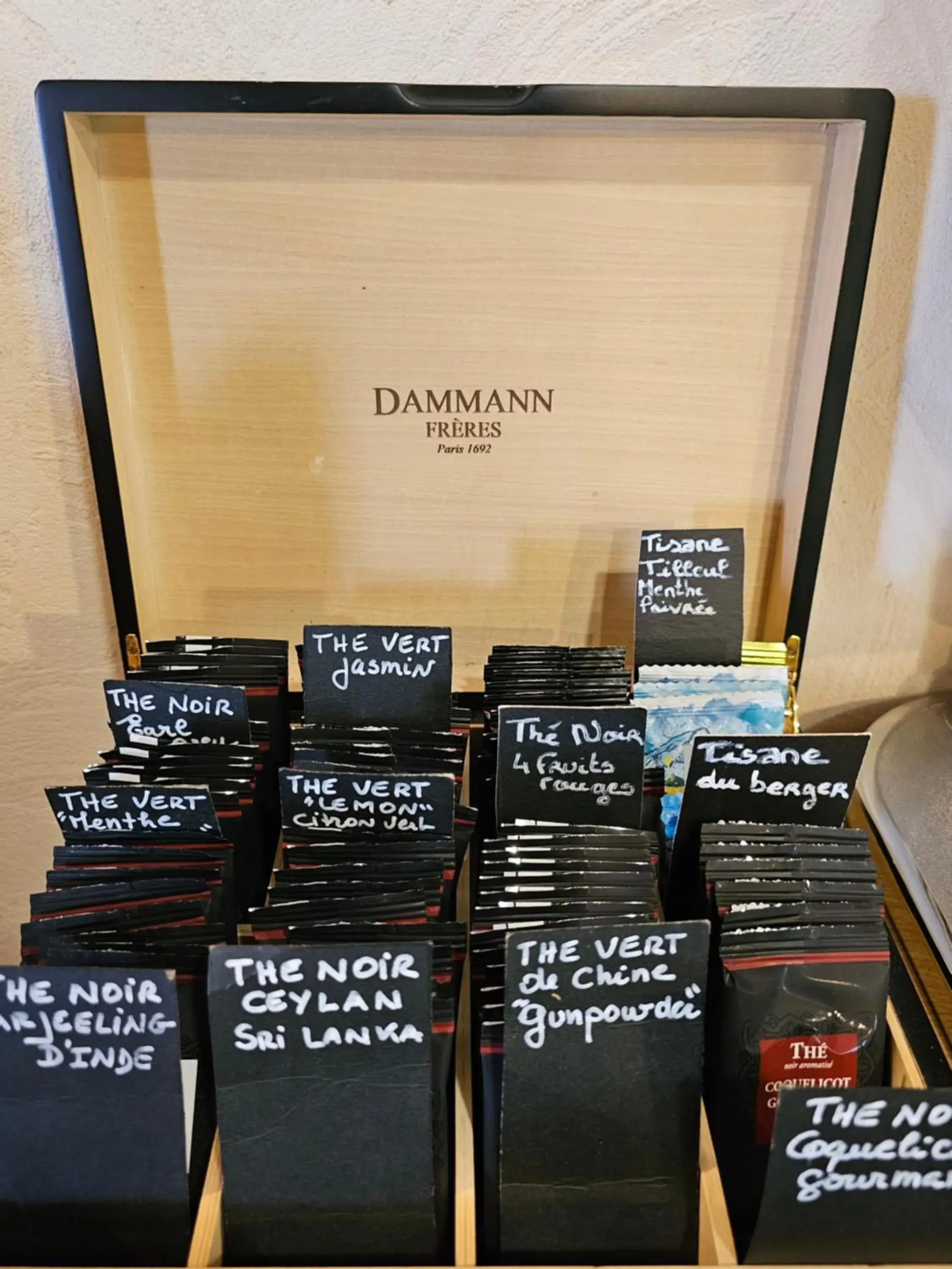 Food and drinks in Contact Hôtel Solana, Niort MendesFrance Food and drinks in Contact Hôtel Solana, Niort MendesFrance