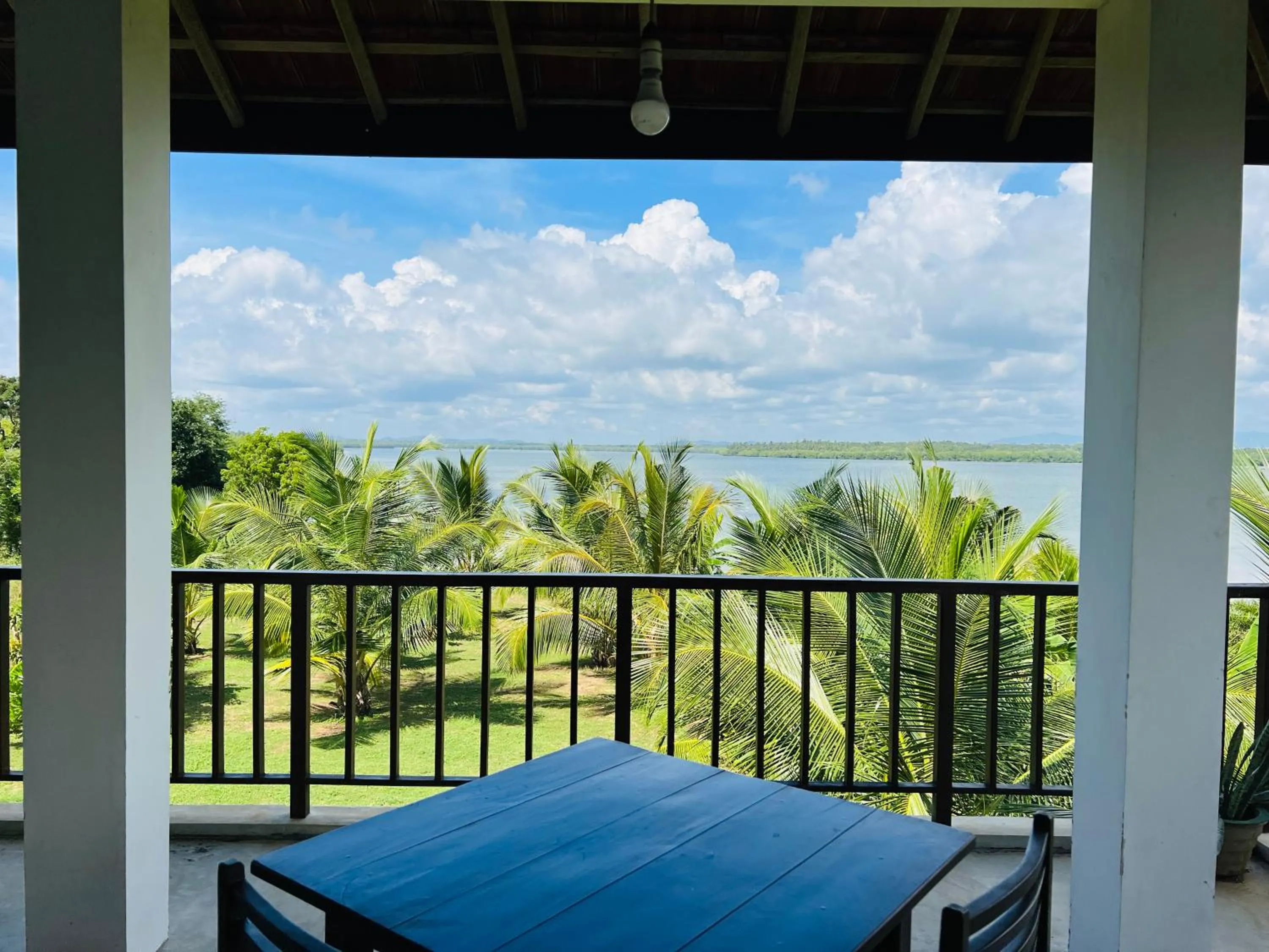 Ashansa Lagoon Resort