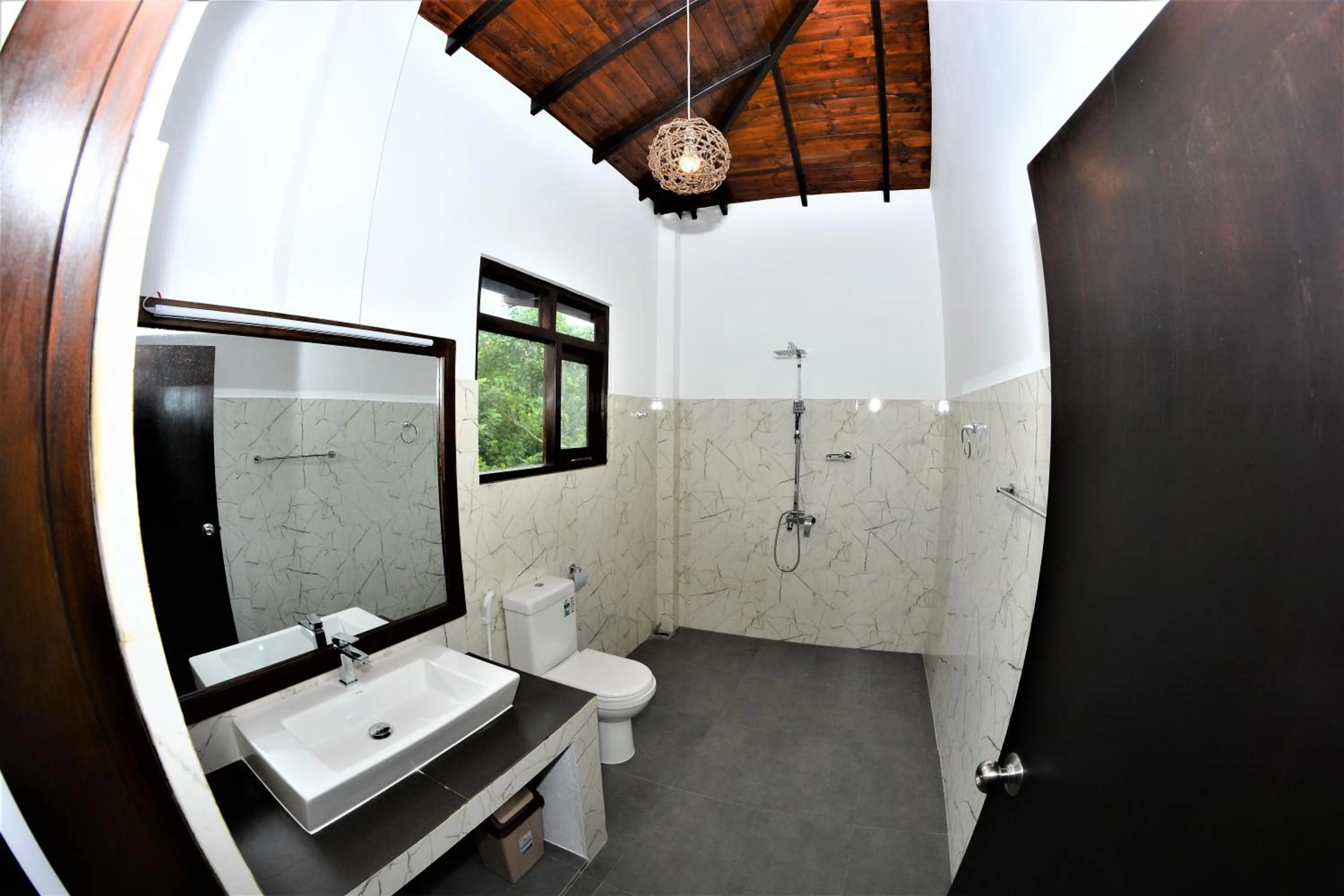 Bathroom in Ashansa Lagoon Resort