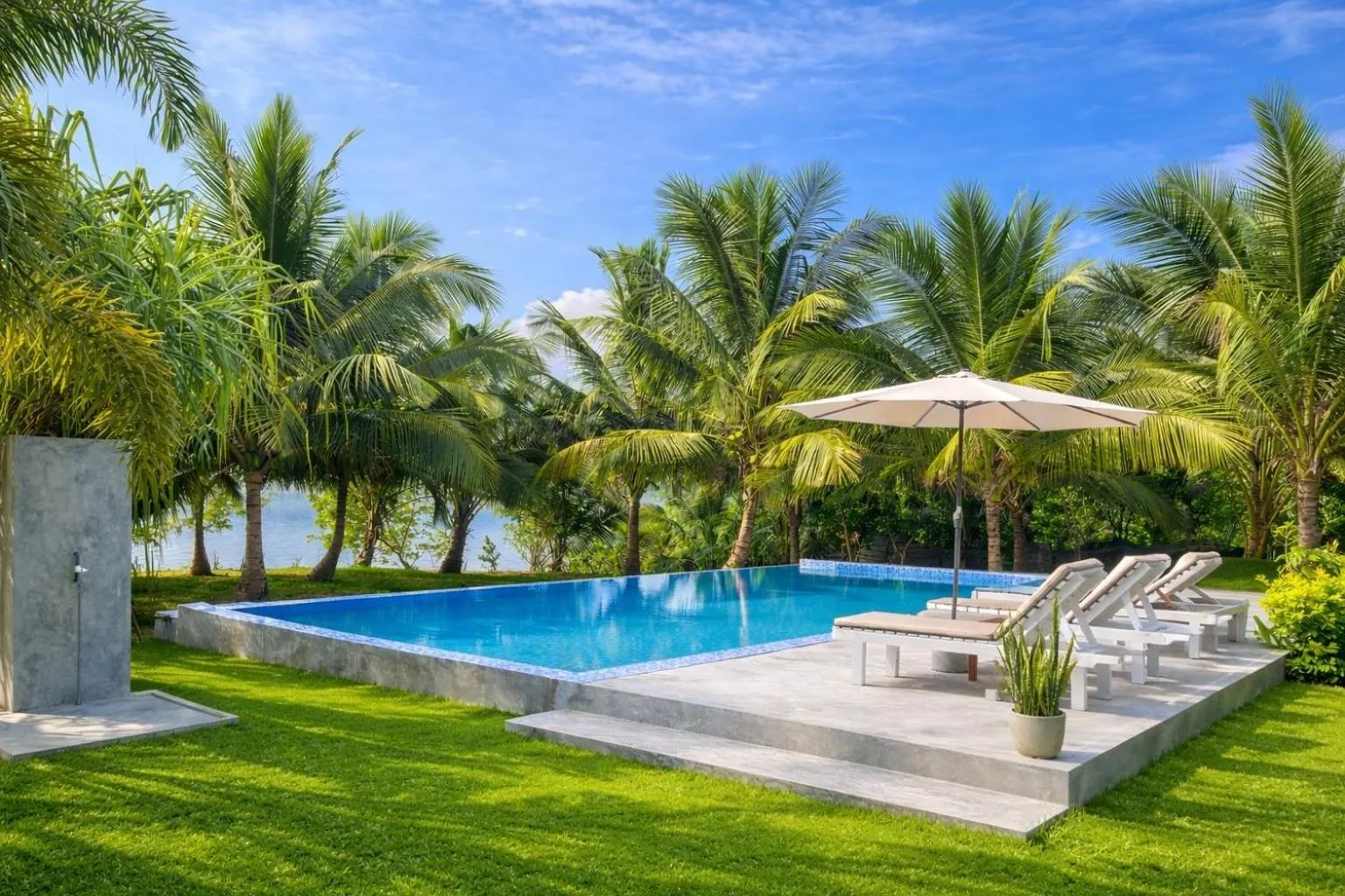 Ashansa Lagoon Resort