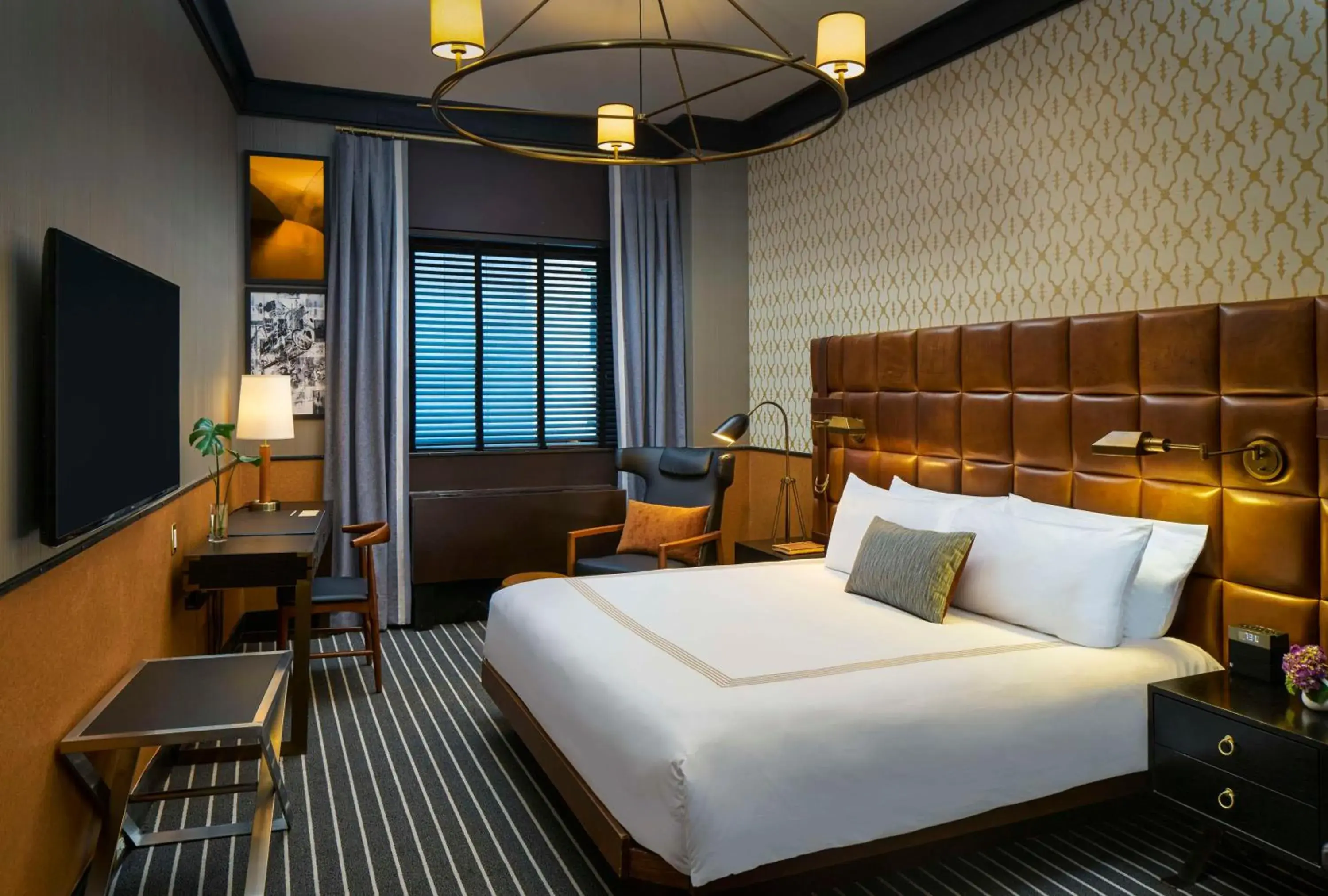 Bedroom, Bed in Gild Hall, A Thompson Hotel, by Hyatt Bedroom, Bed in Gild Hall, A Thompson Hotel, by Hyatt