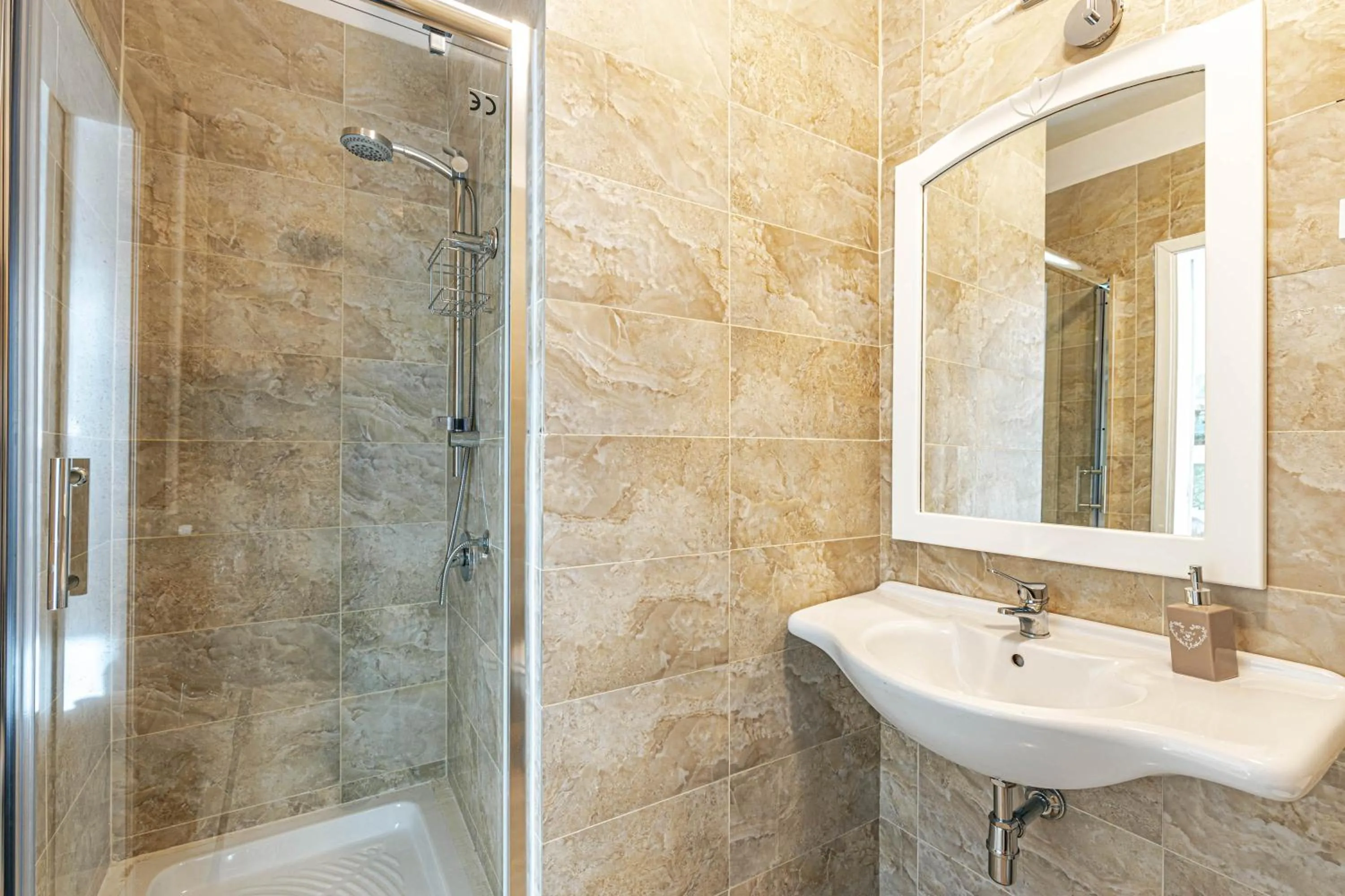 Bathroom in Giulio Cesare 14, Residence