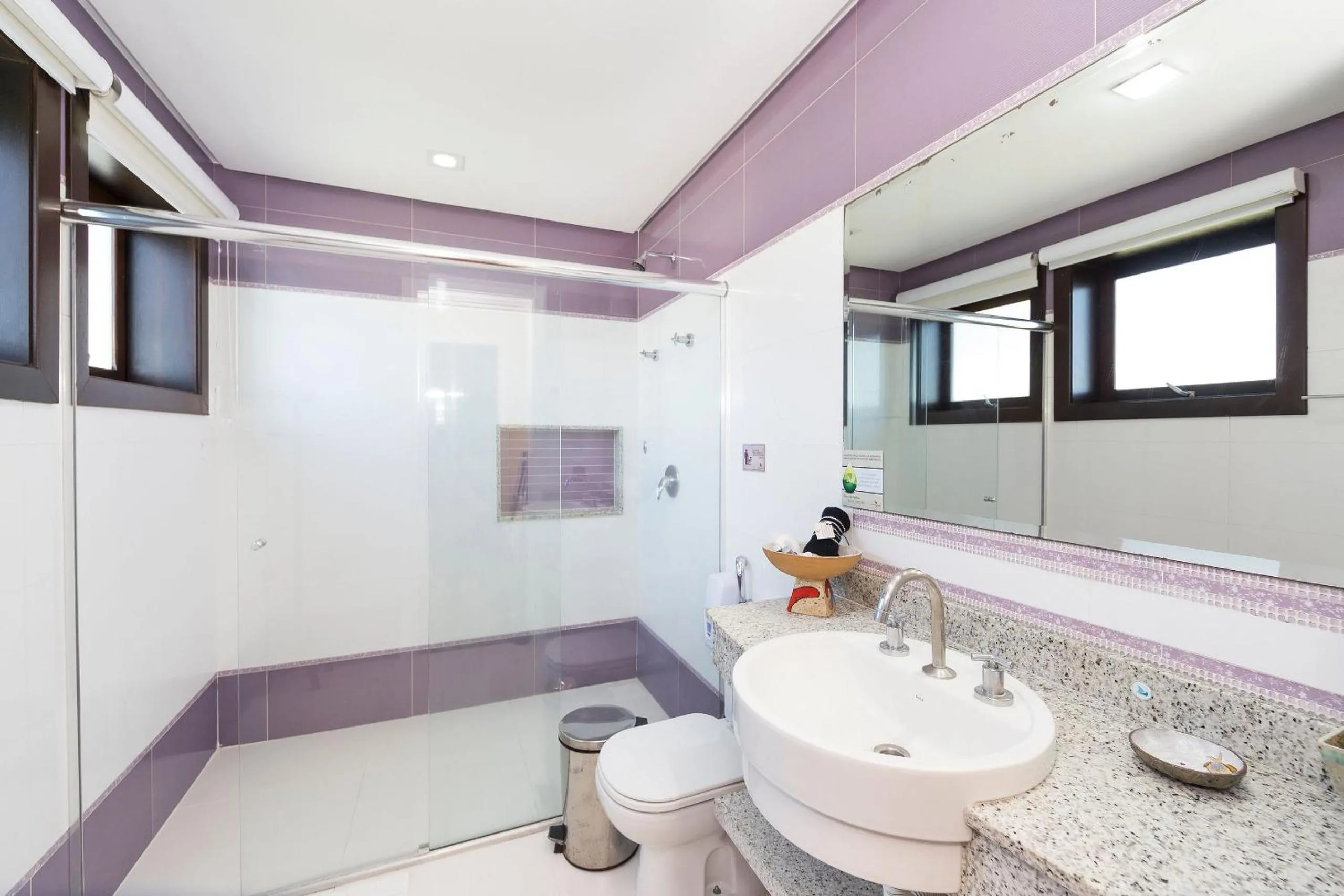 Toilet in Hospedaria Refugio das Galés