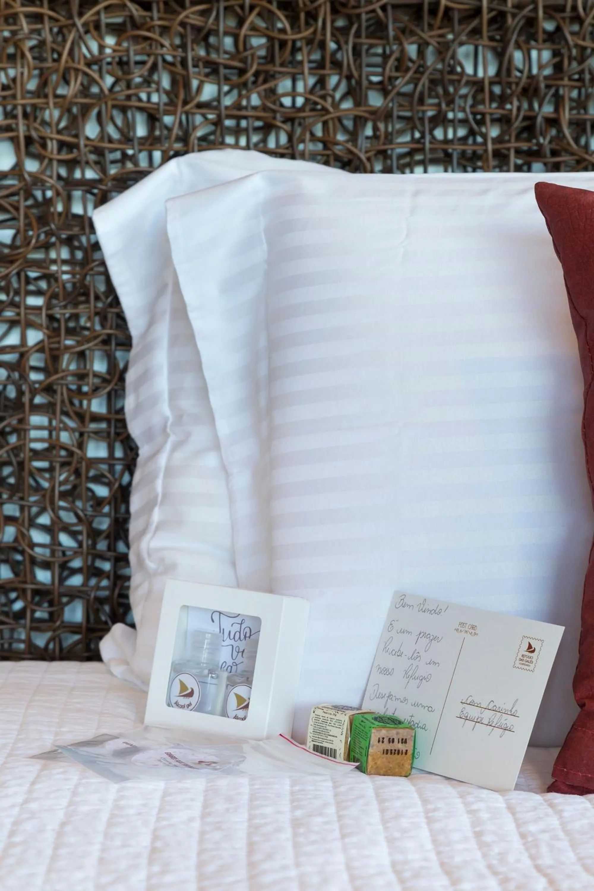 Decorative detail, Bed in Hospedaria Refugio das Galés