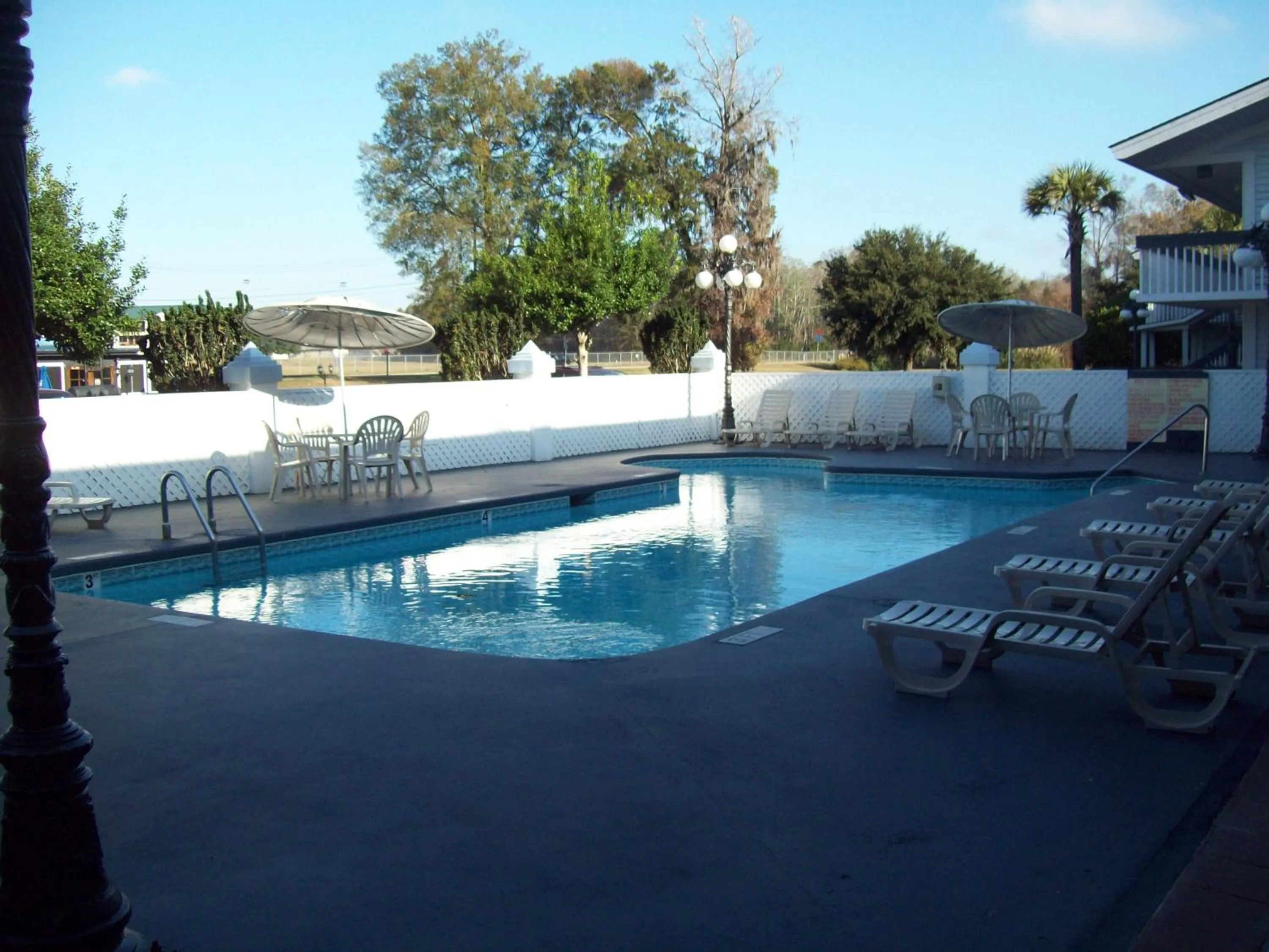 Swimming pool in Days Inn by Wyndham Savannah Airport