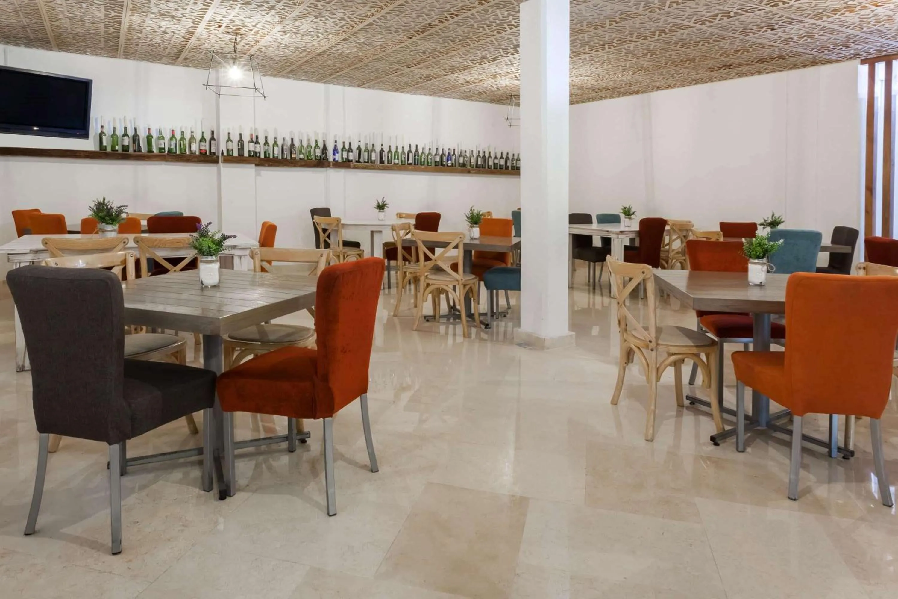 Restaurant/places to eat in Howard Johnson by Wyndham Guanajuato Leon Avenida