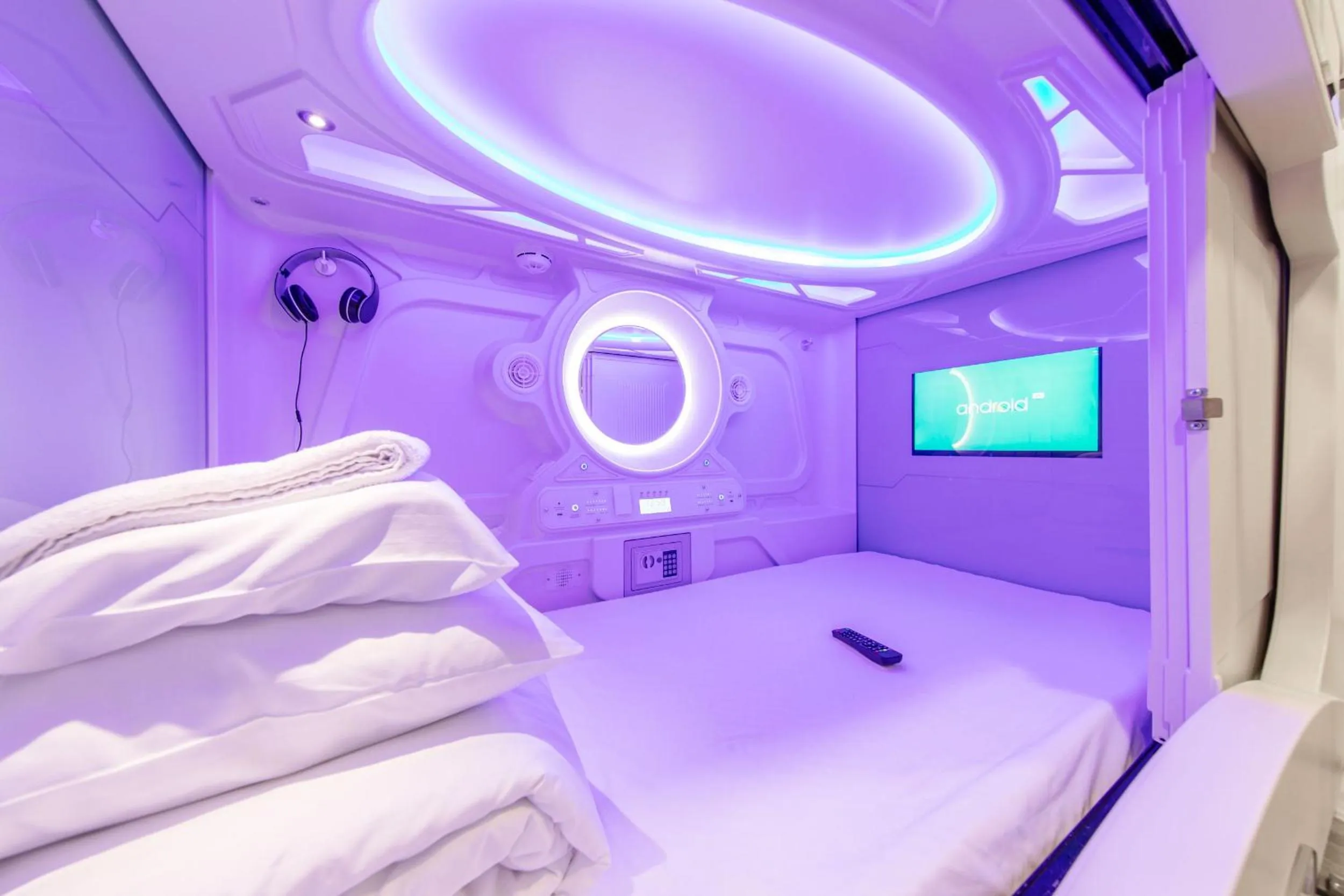 bunk bed, Bed in Capsule Hostels Tallinn