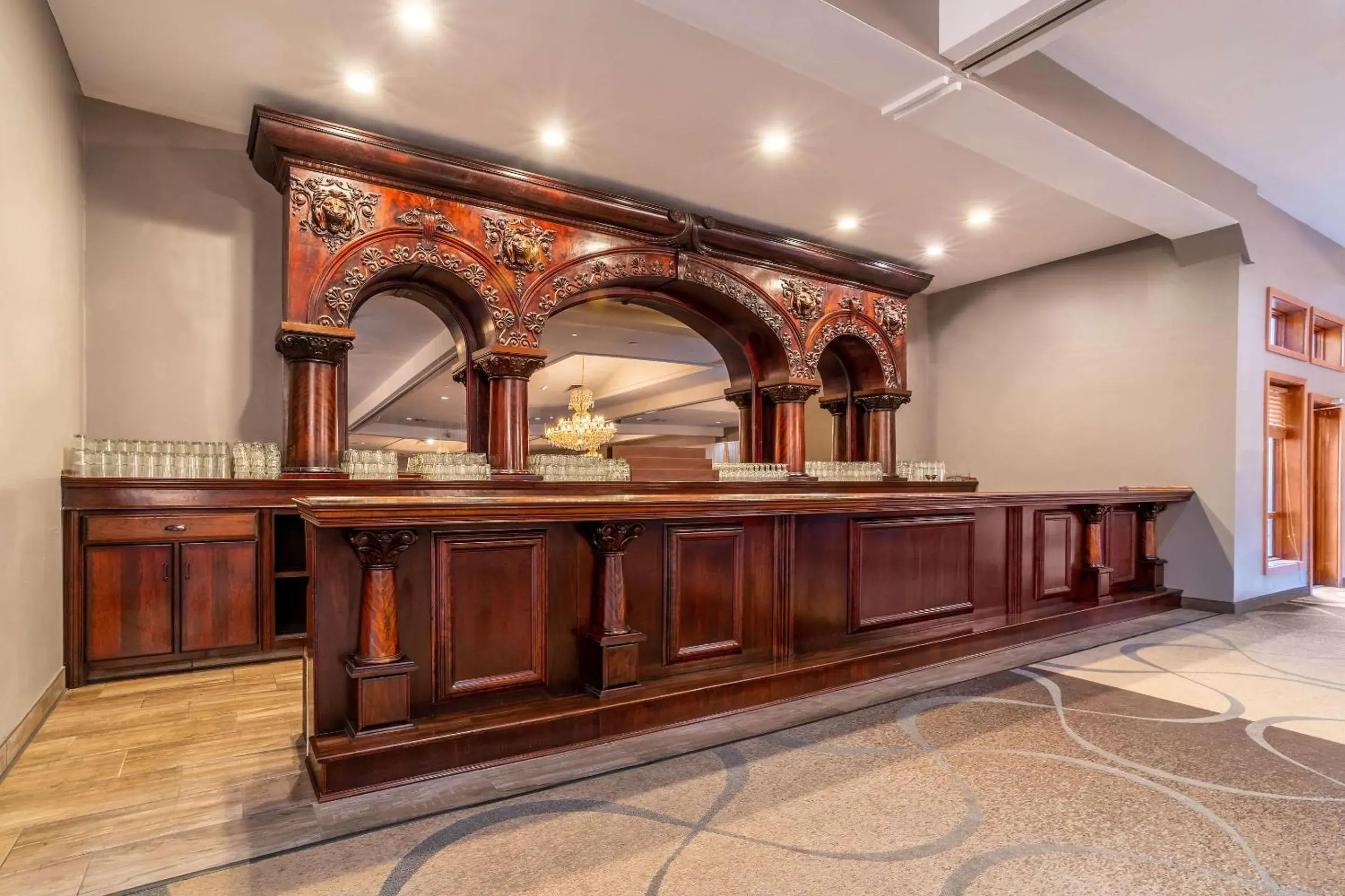 Restaurant/places to eat in Riverview Inn & Suites, an Ascend Collection Hotel Restaurant/places to eat in Riverview Inn & Suites, an Ascend Collection Hotel