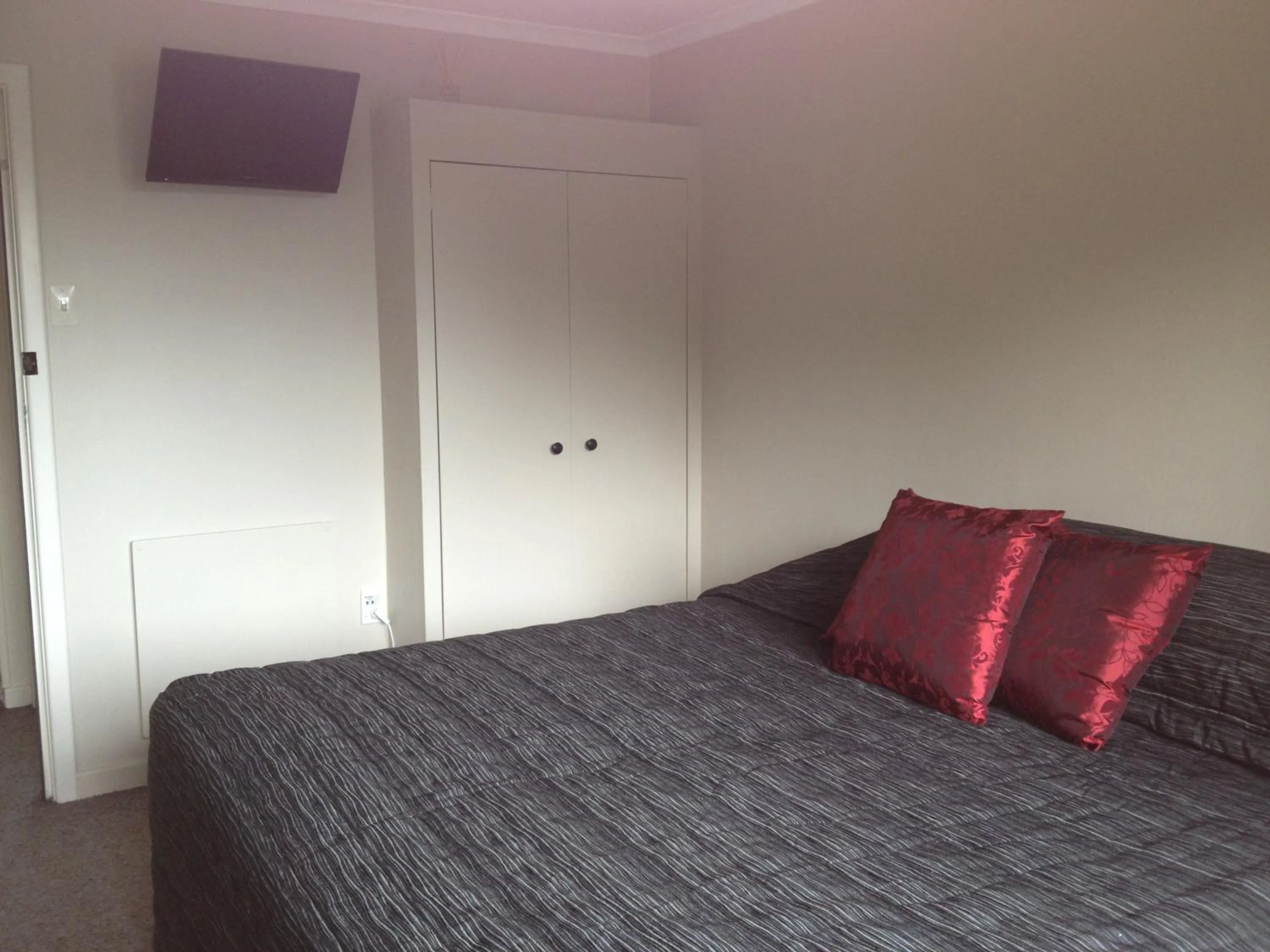 Bedroom in Lovett Lodge