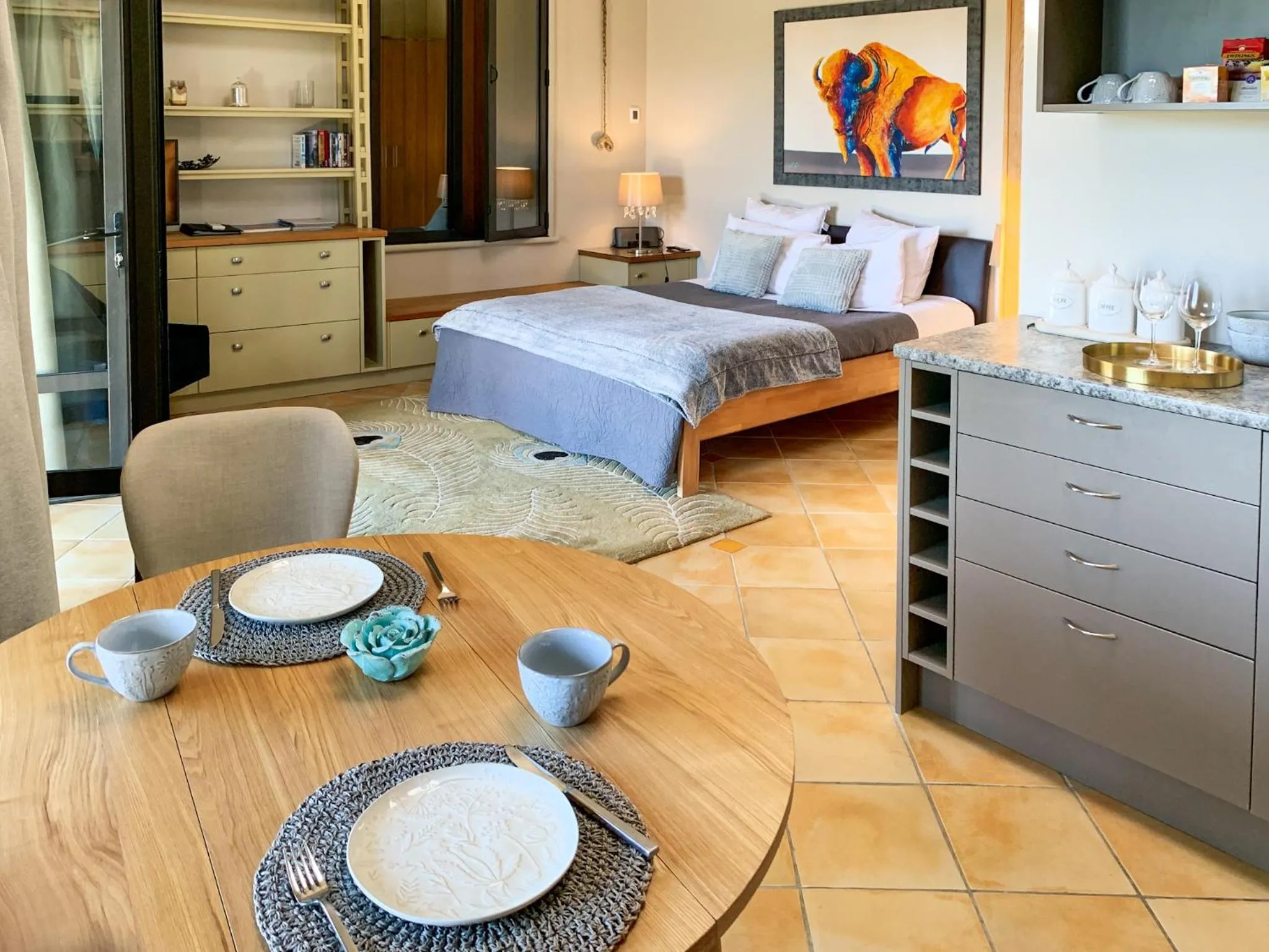 Coffee/tea facilities, Bed in Windhover Estate