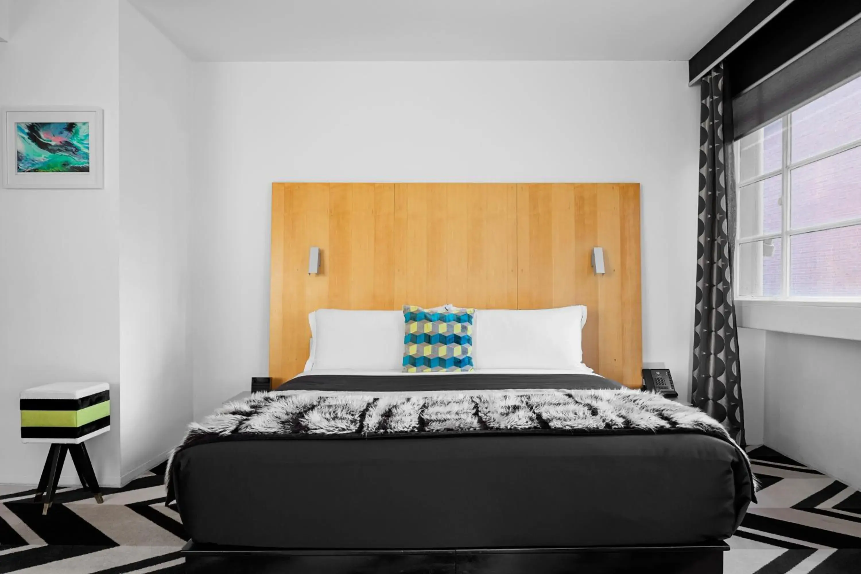 Bed in Adelphi Hotel Bed in Adelphi Hotel