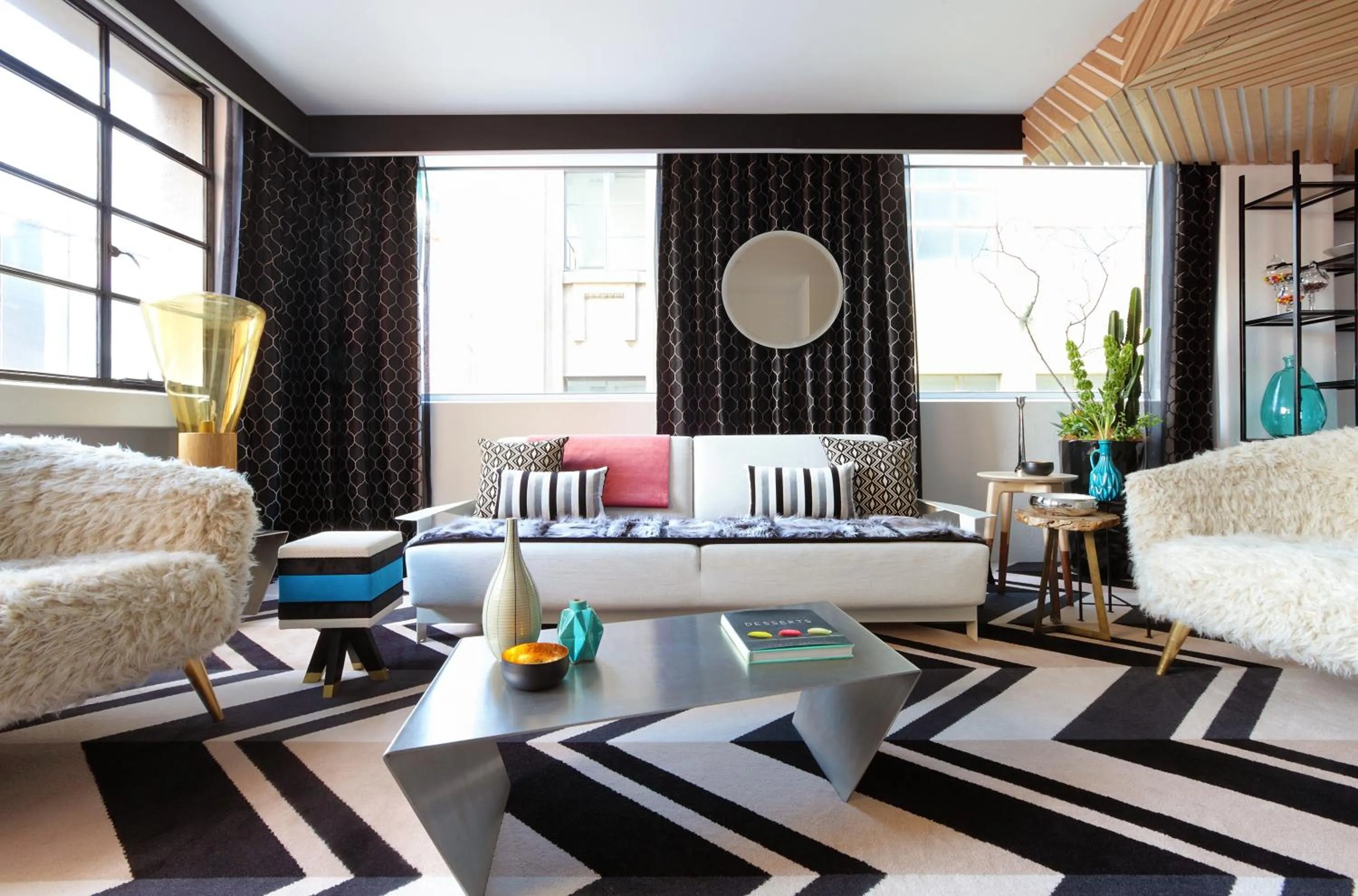 Day in Adelphi Hotel