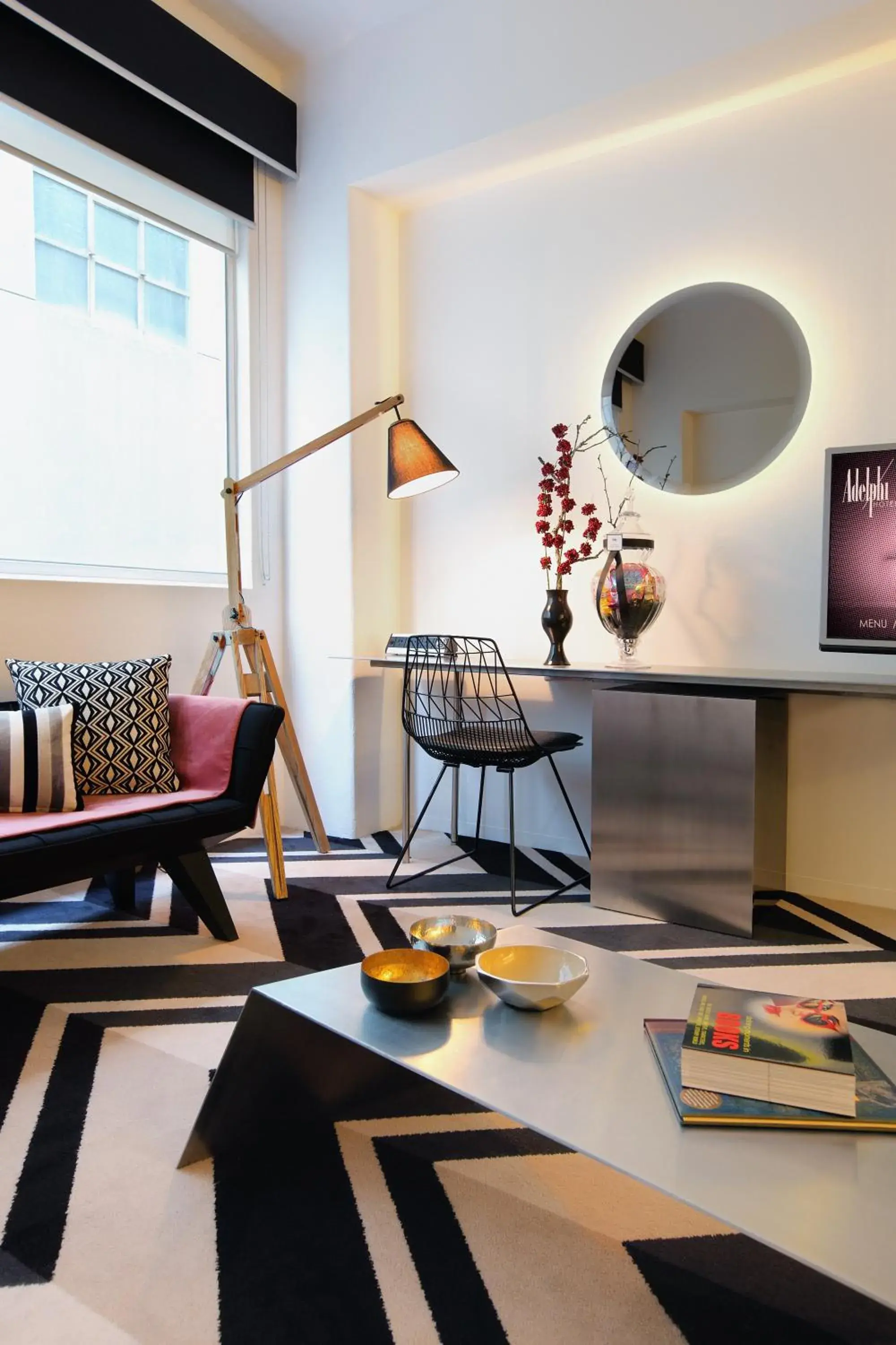 Bed in Adelphi Hotel Bed in Adelphi Hotel