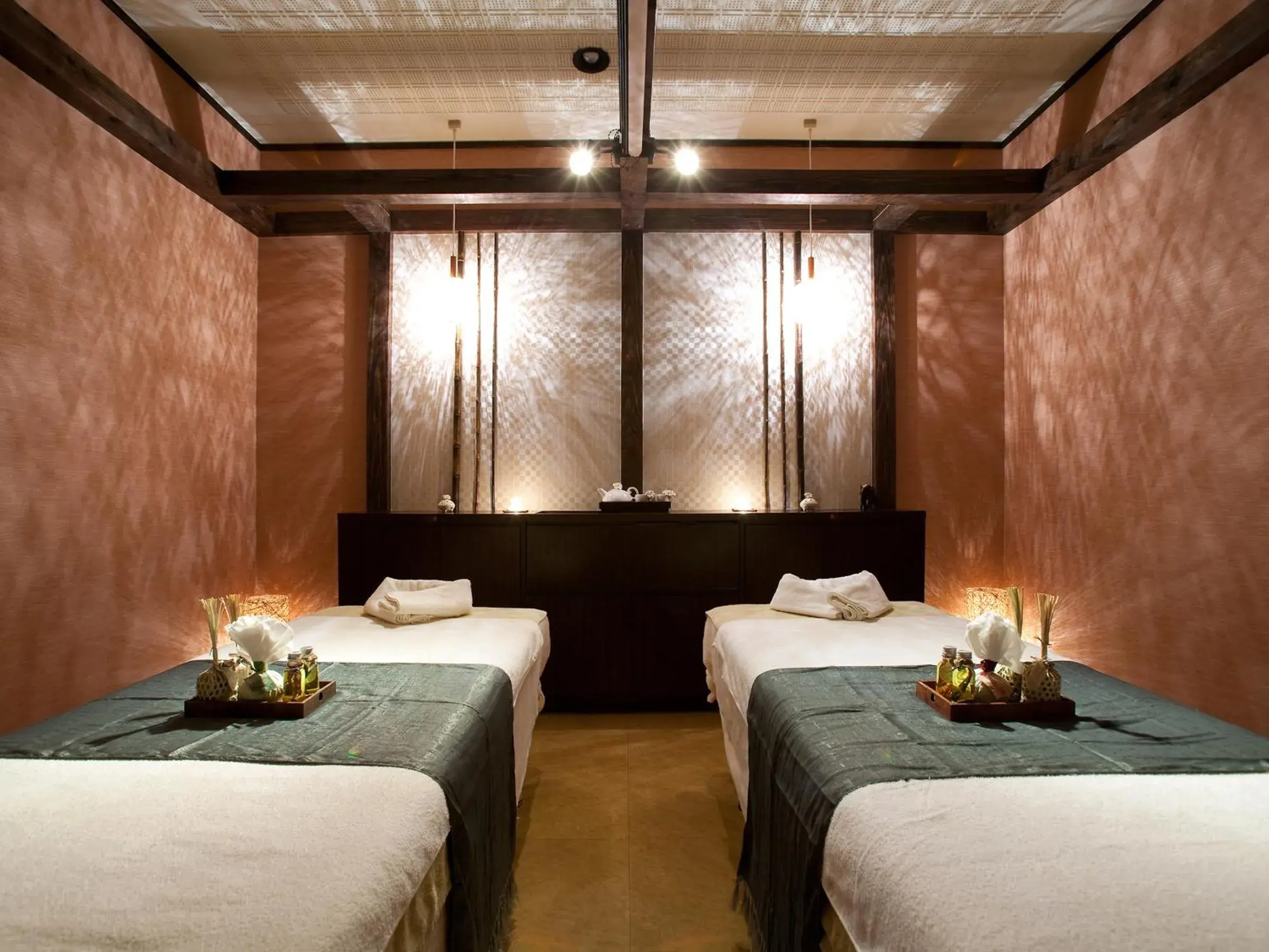 Massage, Bed in Shiragiku Massage, Bed in Shiragiku