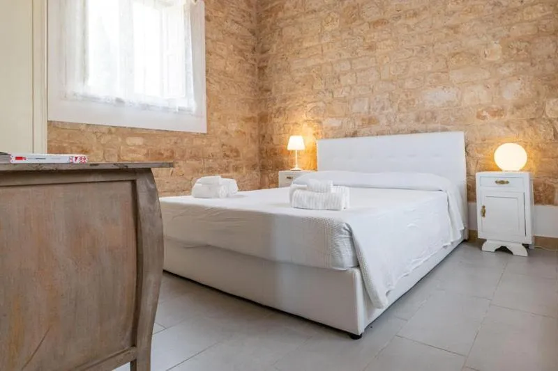 Bed in Baglio Cella - Appartamenti per Vacanze