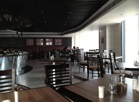 Restaurant/places to eat in Savoy Suites Manesar Restaurant/places to eat in Savoy Suites Manesar