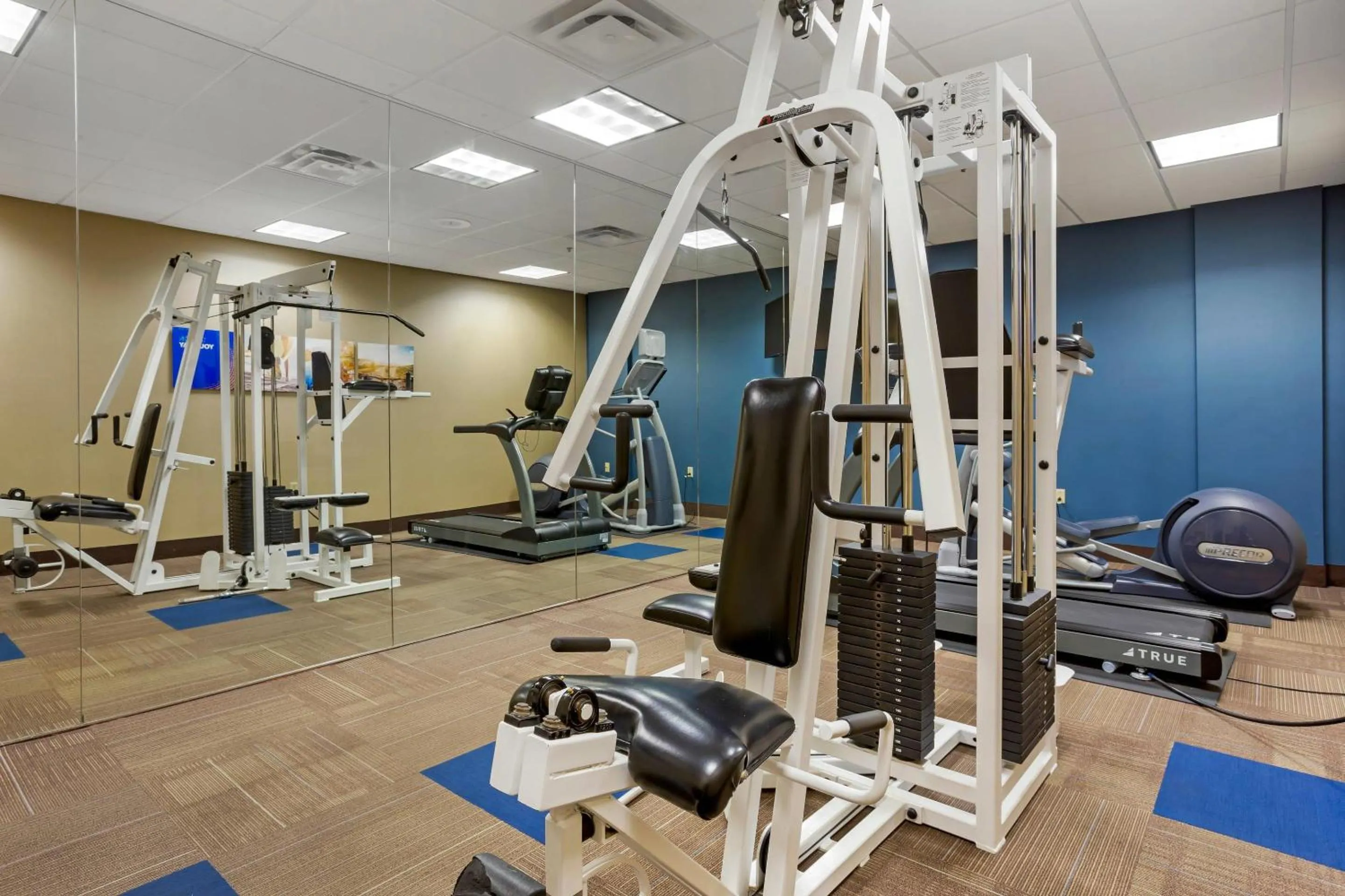 Fitness centre/facilities in Comfort Inn & Suites Presidential