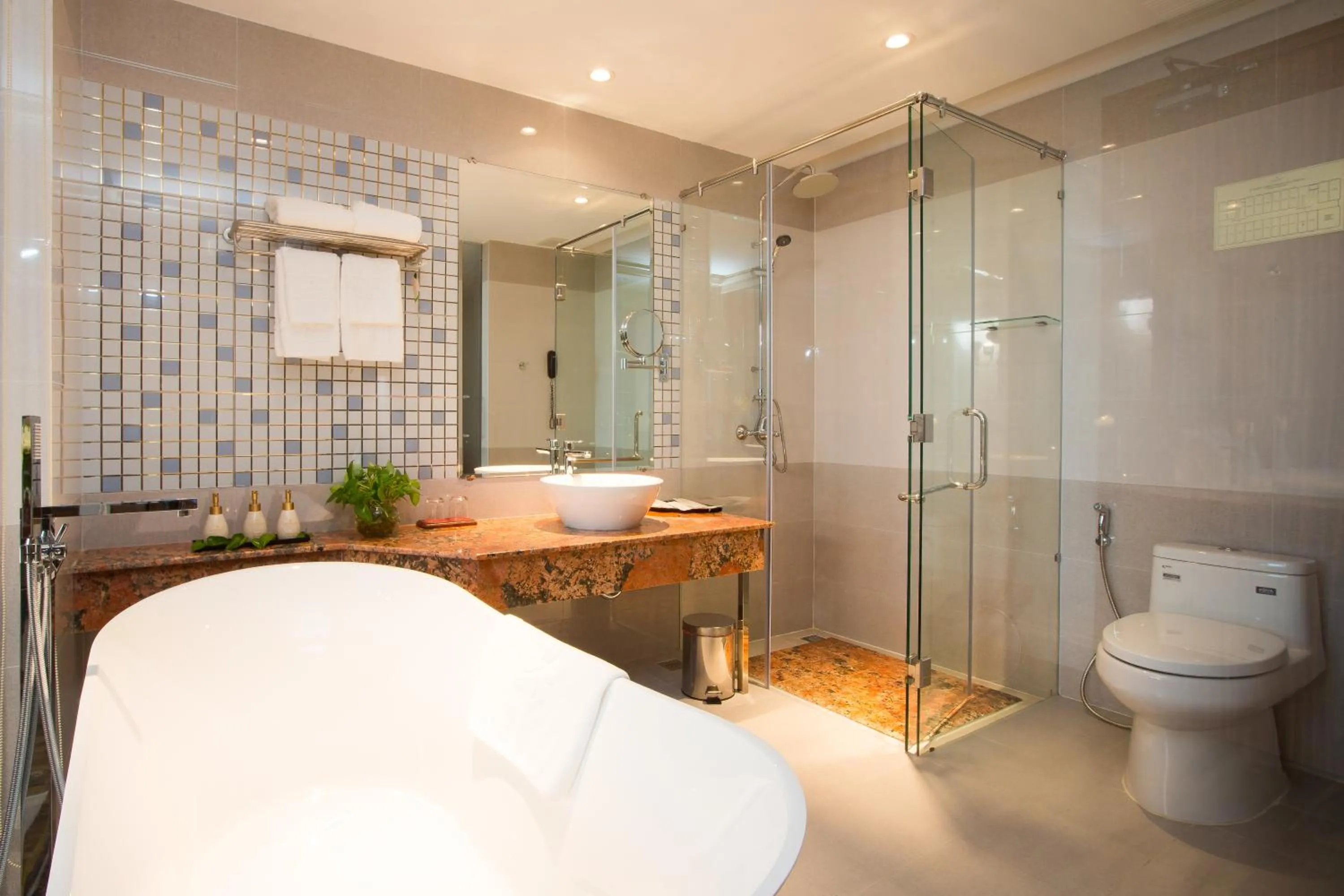 Bath in Van Phat Riverside Hotel