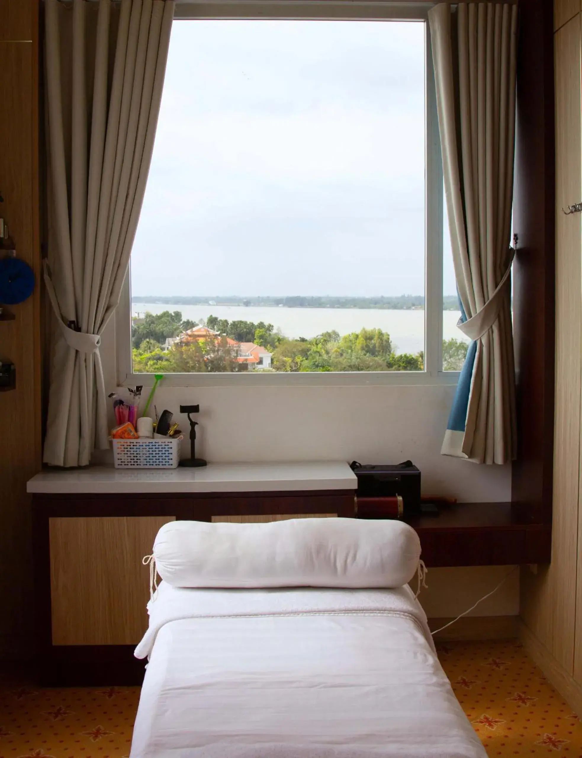 Spa and wellness centre/facilities, Bed in Van Phat Riverside Hotel Spa and wellness centre/facilities, Bed in Van Phat Riverside Hotel