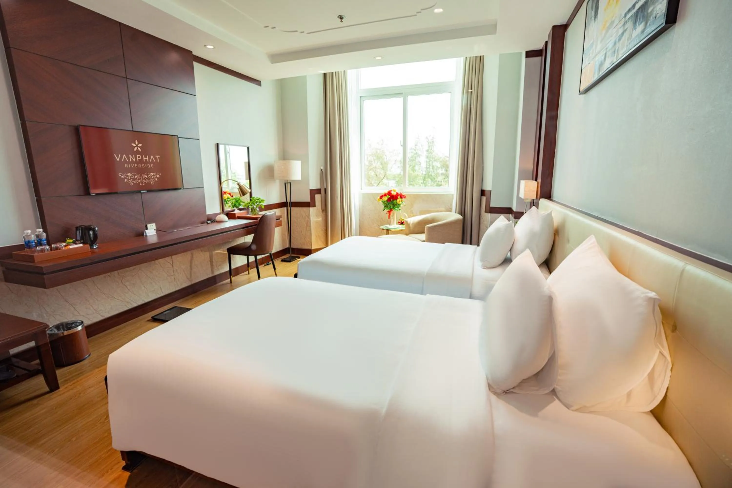 Bed in Van Phat Riverside Hotel