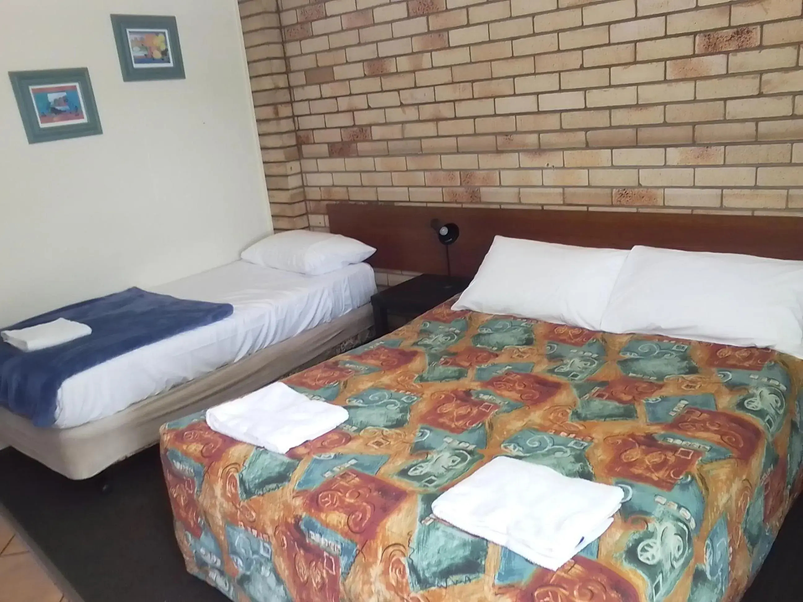 Bed in Paradise Motel Bed in Paradise Motel