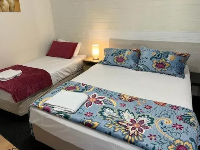 Bed in Paradise Motel Bed in Paradise Motel