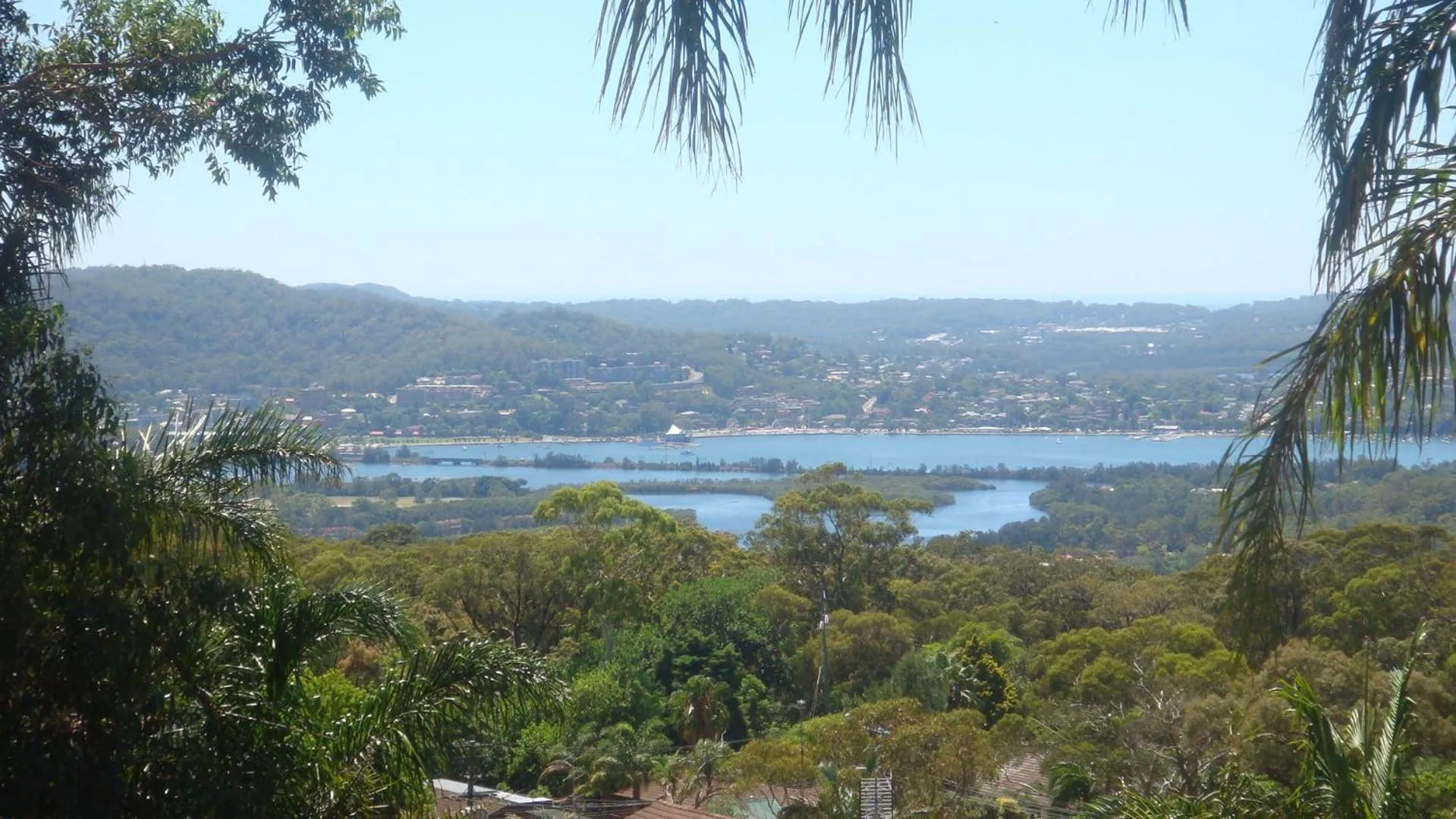 Area and facilities in Bella Vista Motel