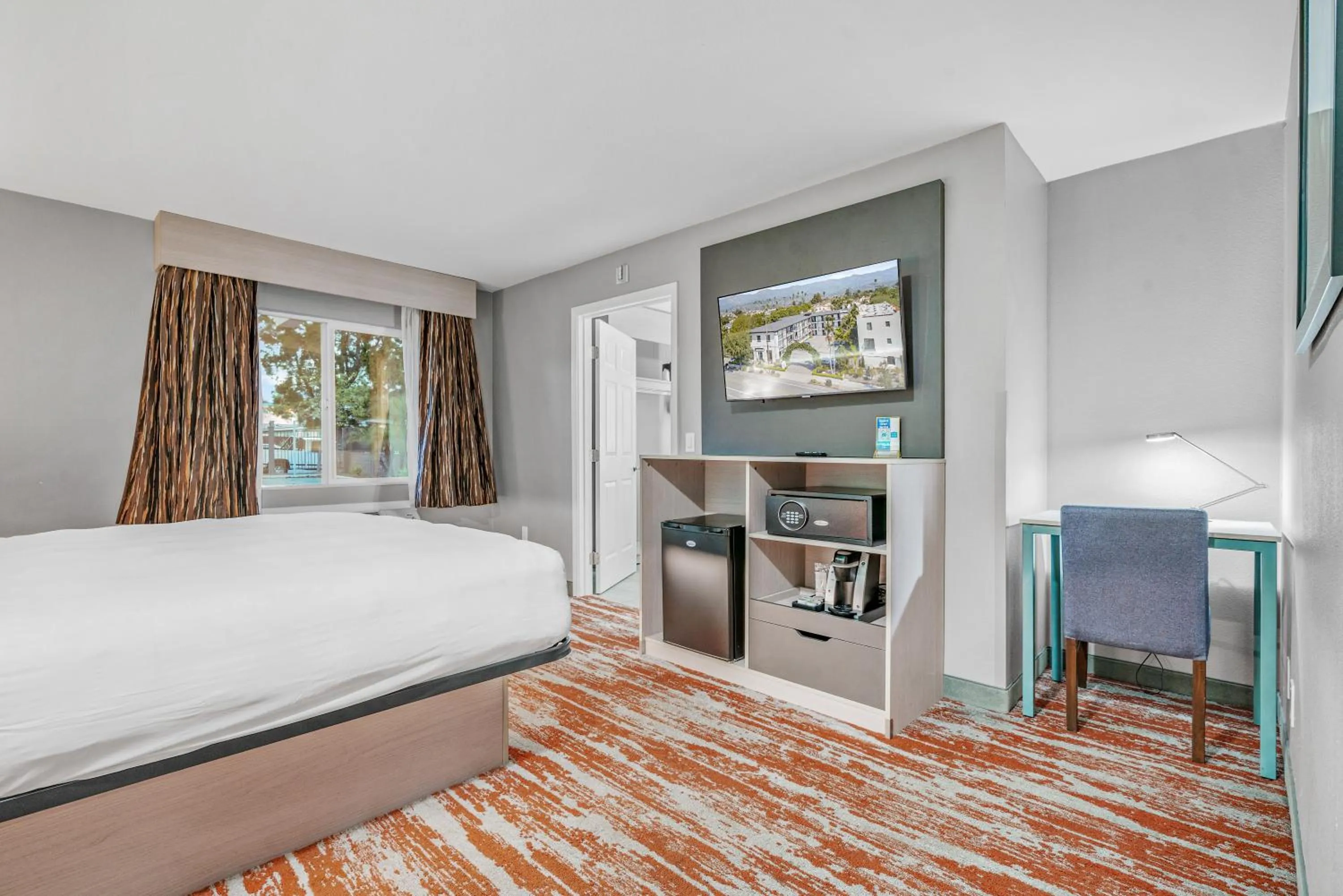 Bedroom, Bed in Avania Inn of Santa Barbara