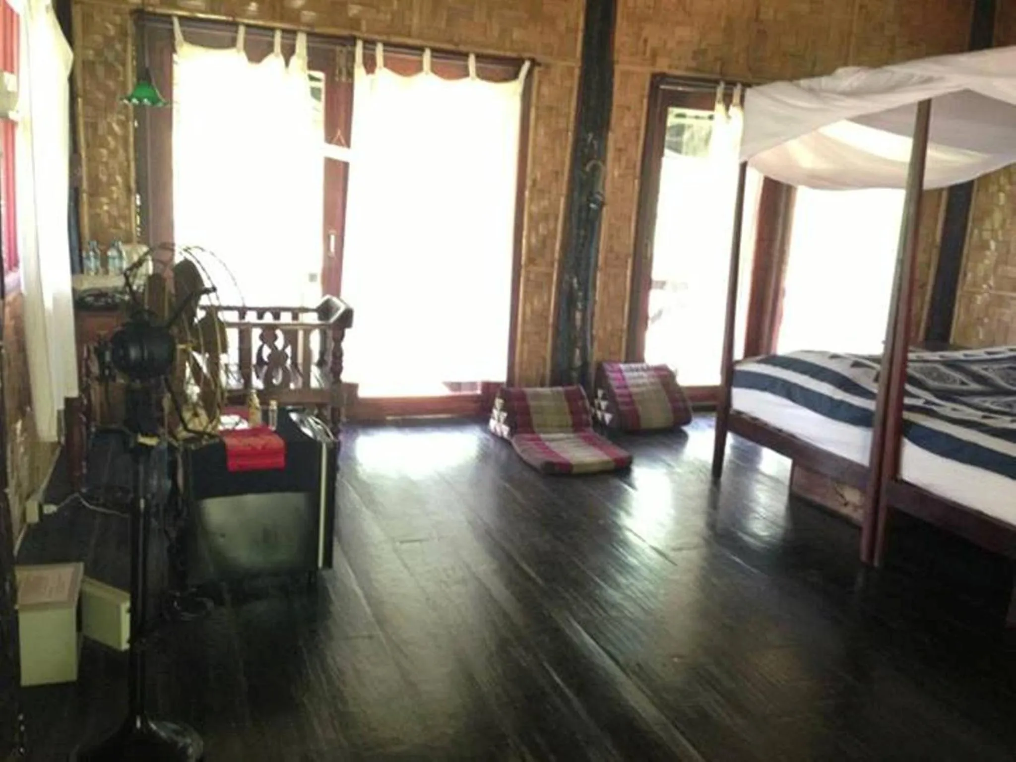 Bed in Nong Kiau Riverside