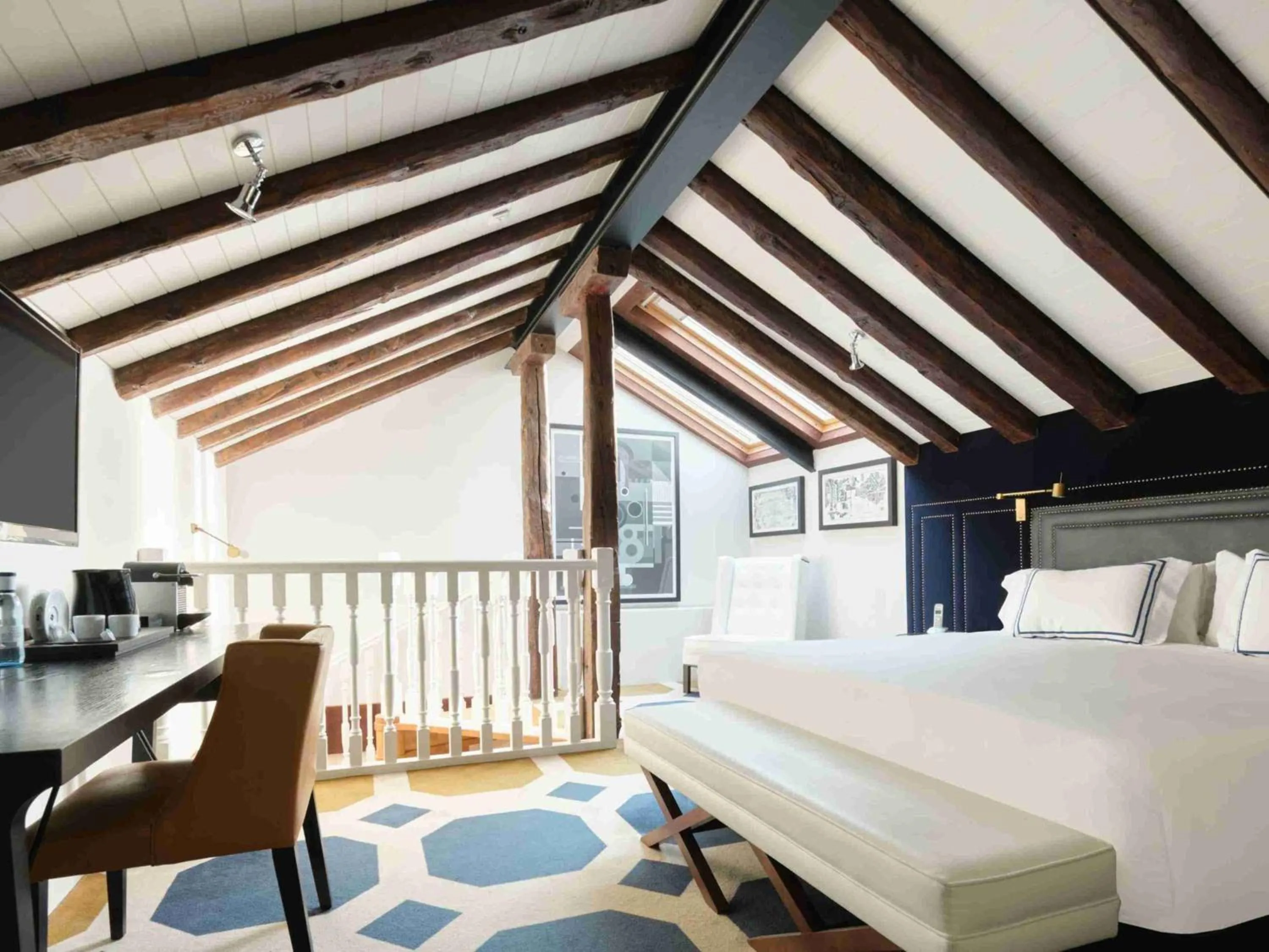 Bed in Only YOU Boutique Hotel Madrid