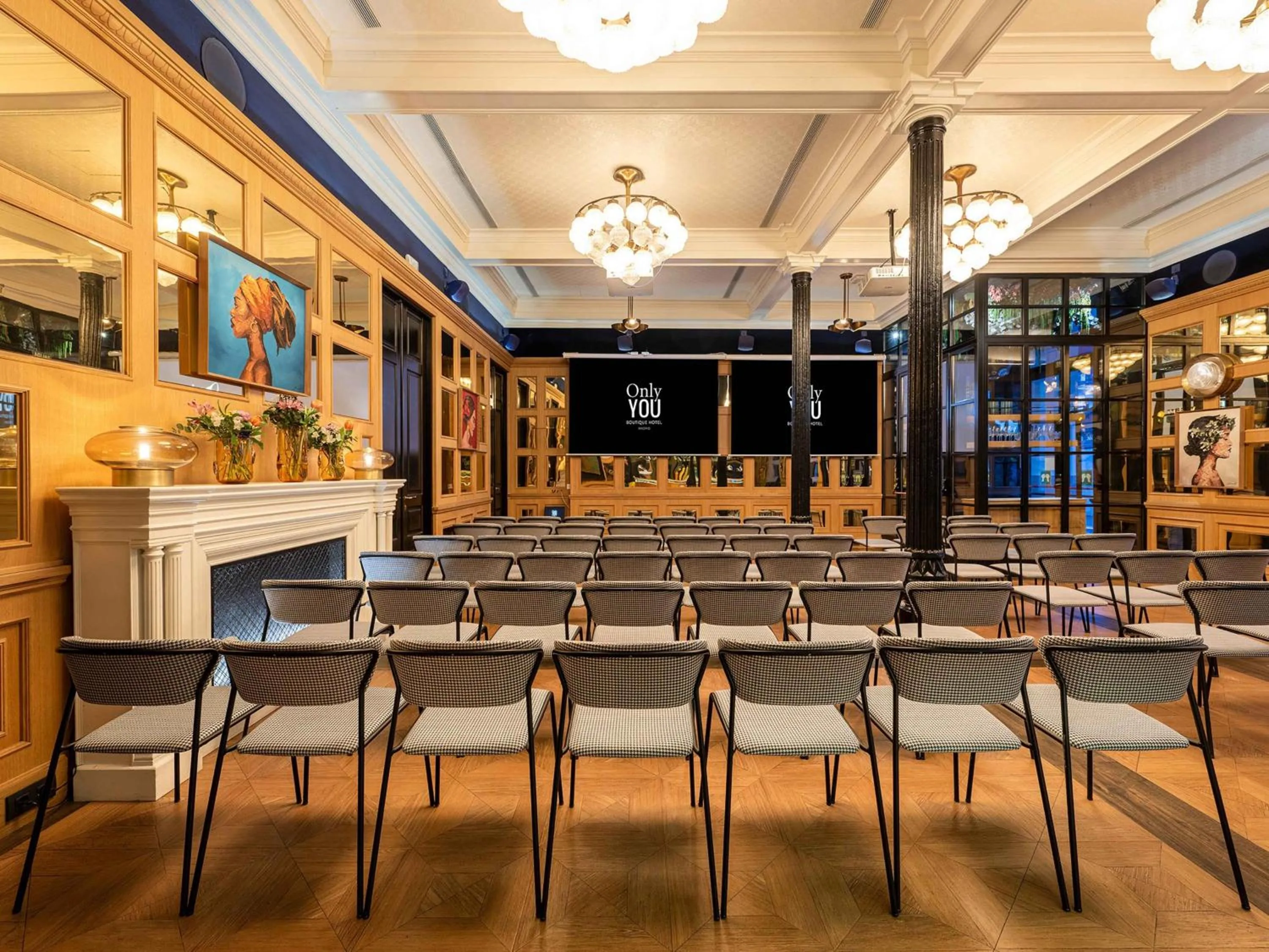 Business facilities in Only YOU Boutique Hotel Madrid