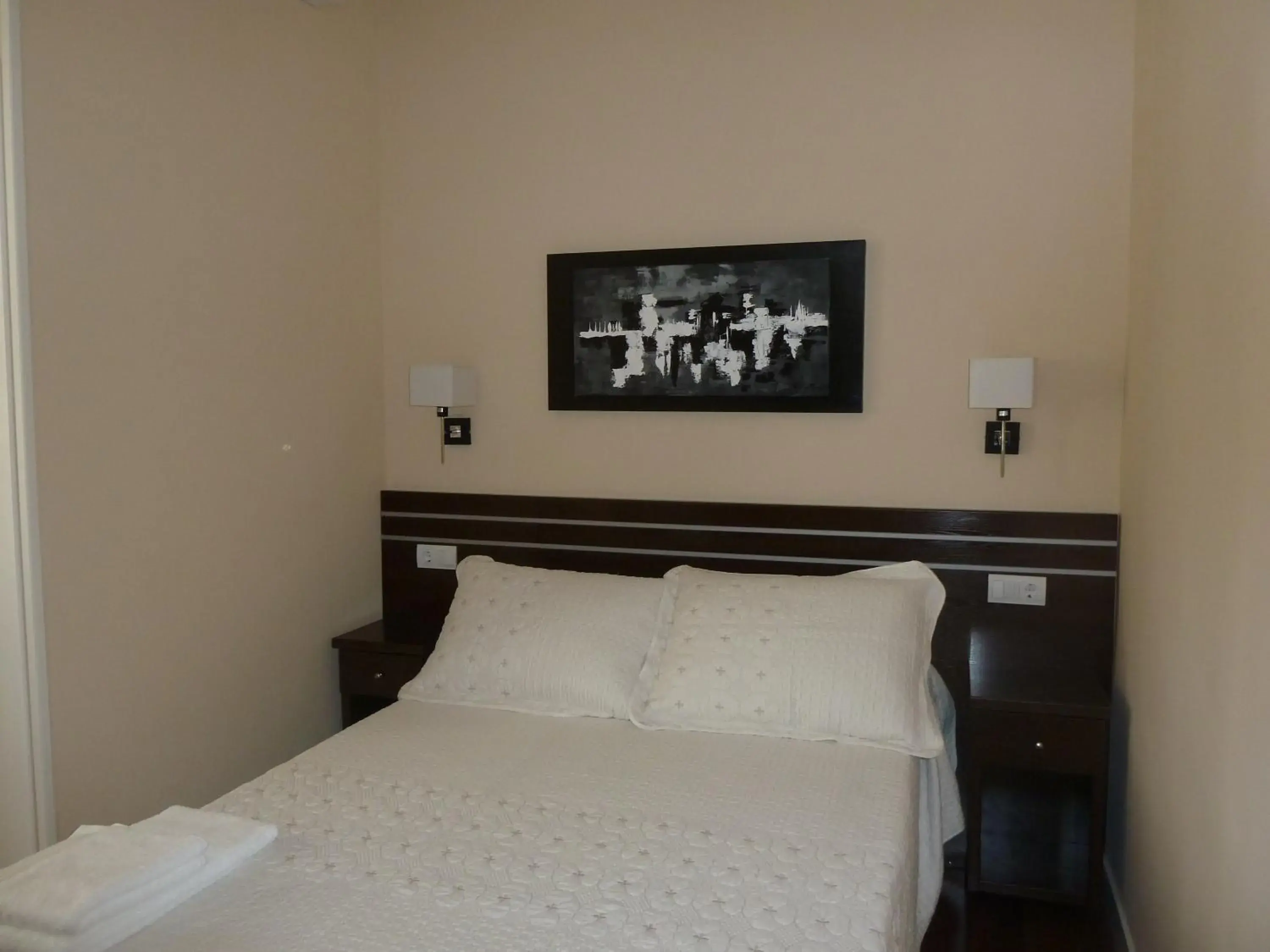 Double or Twin Room in Hostal Mayor Double or Twin Room in Hostal Mayor