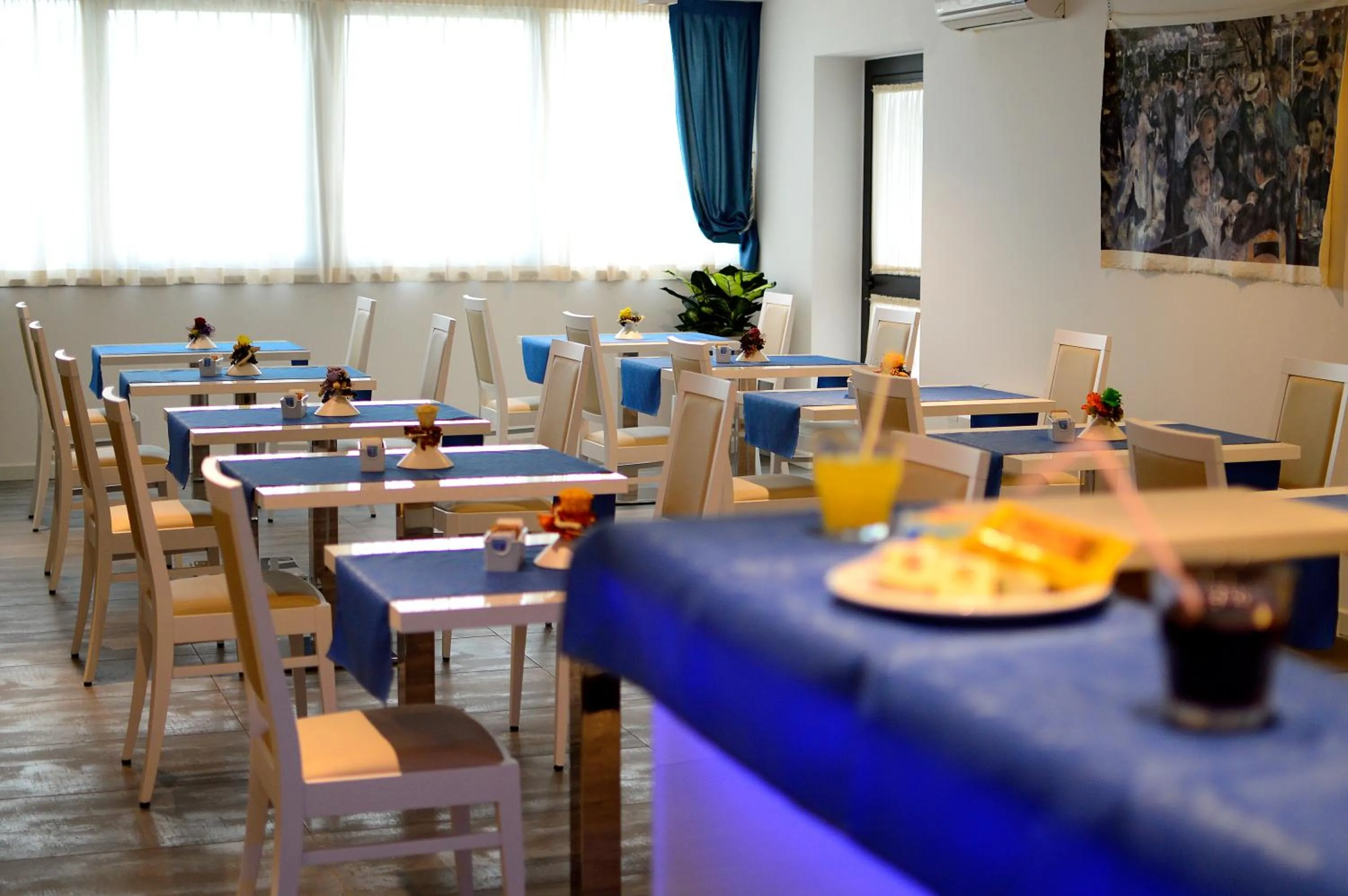 Restaurant/places to eat in Aparthotel Tiziano