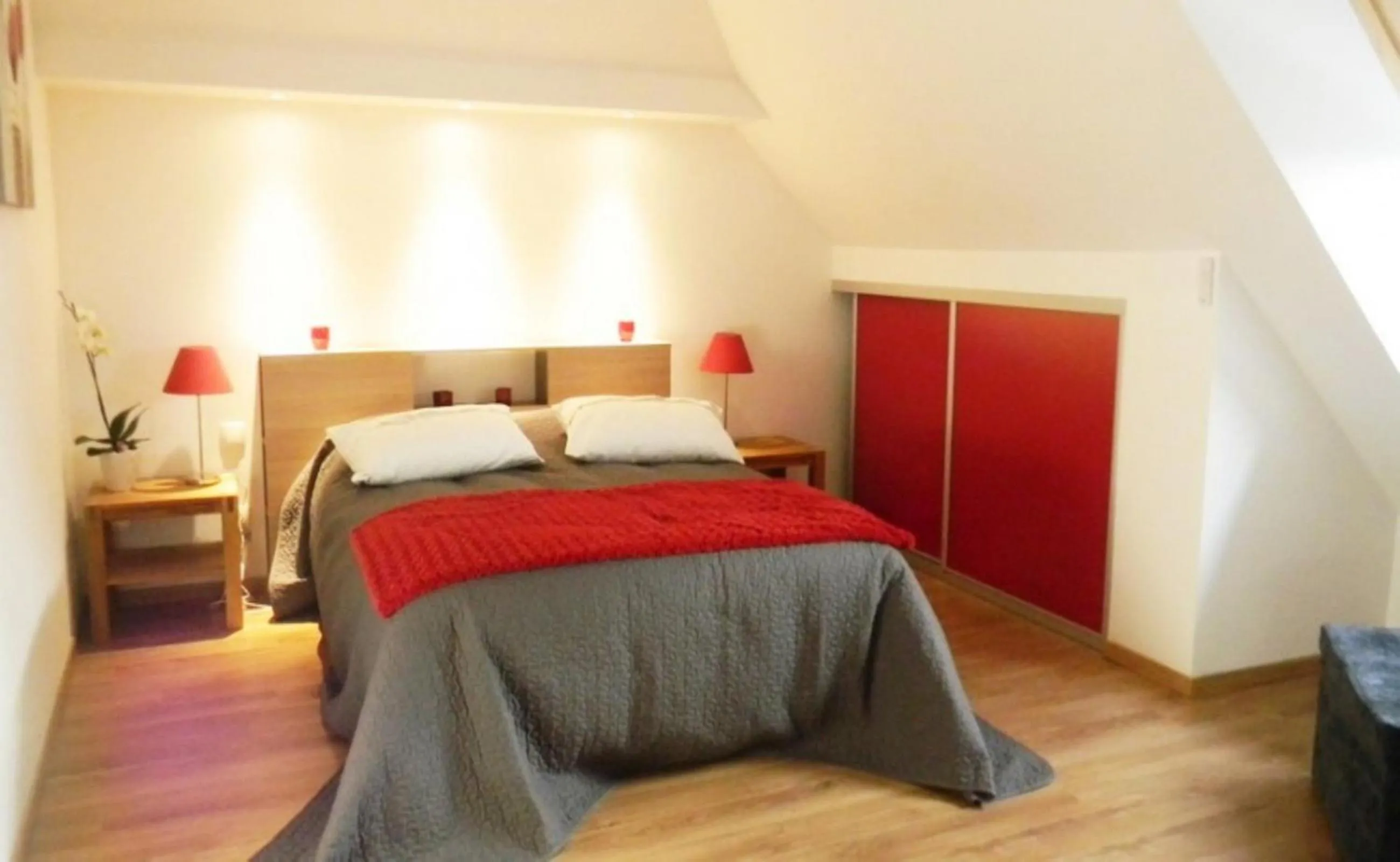 Photo of the whole room, Bed in Maison Magdala