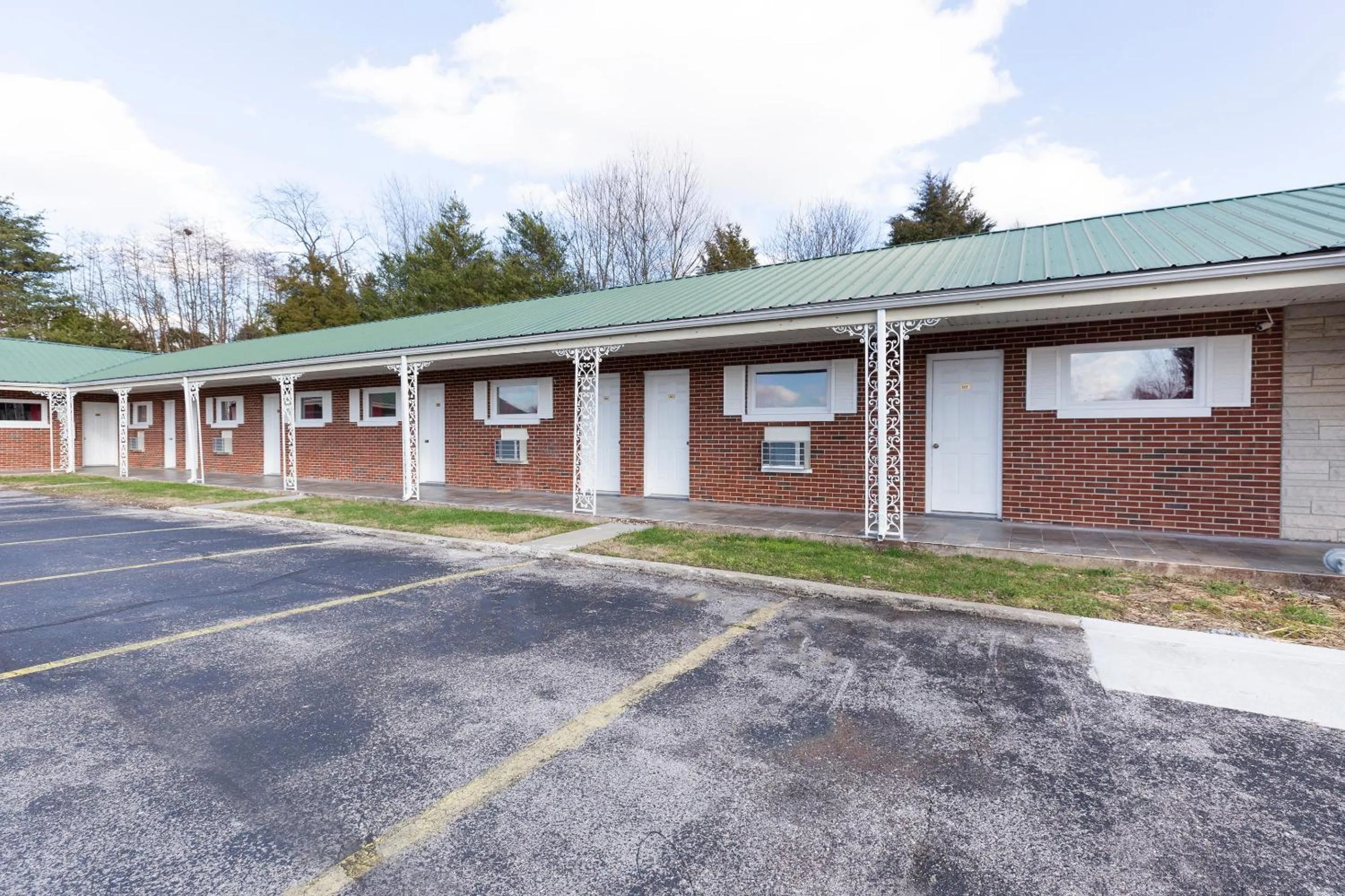 On site in OYO Hotel Cave City KY