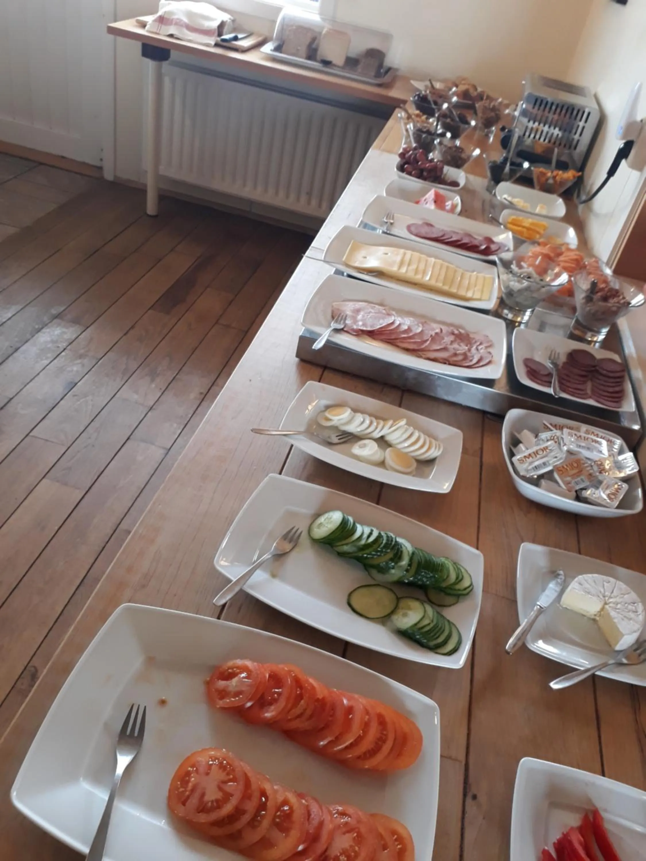 Breakfast in Fossatún Sunset Cottage