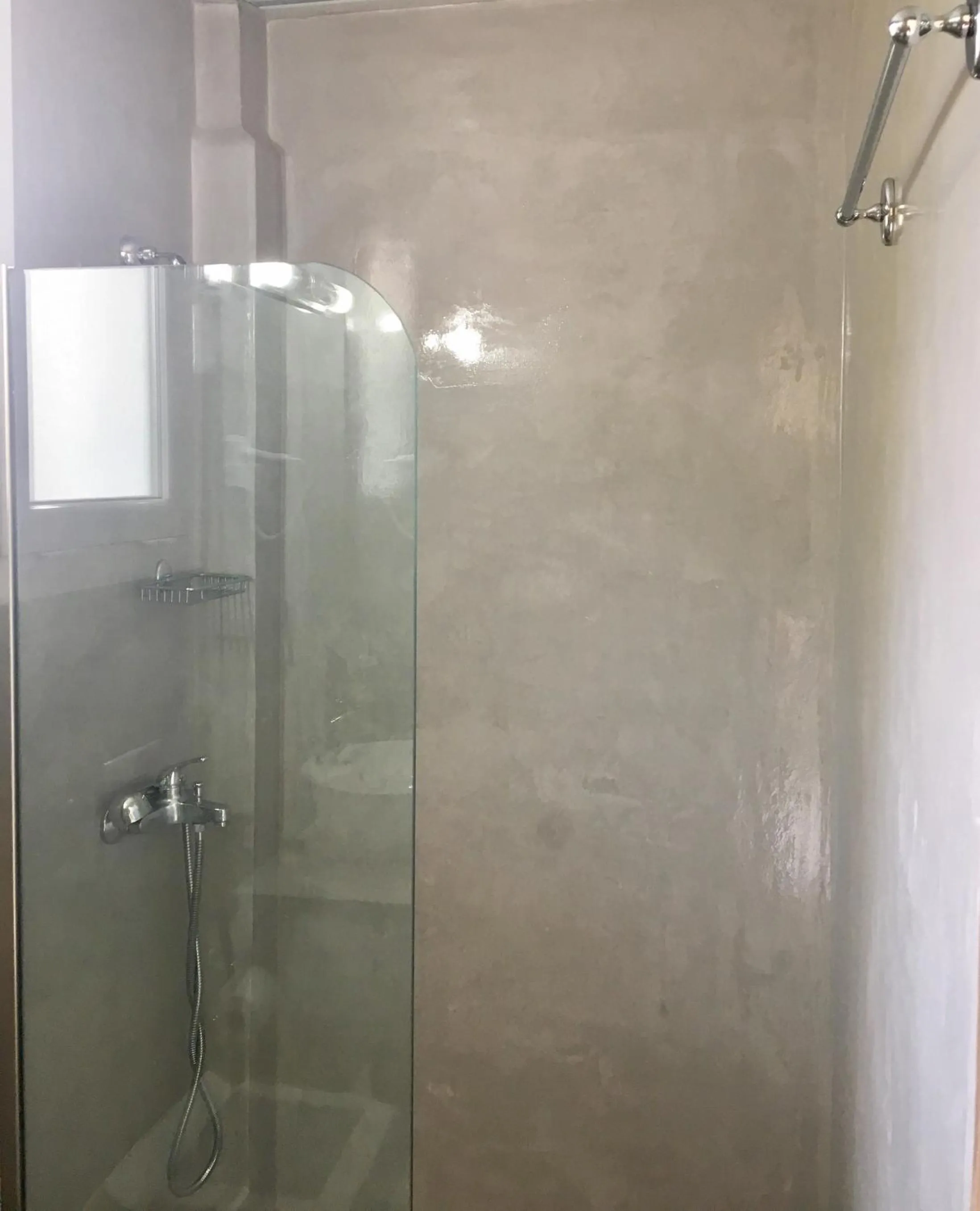 Bathroom in Lofos Strani