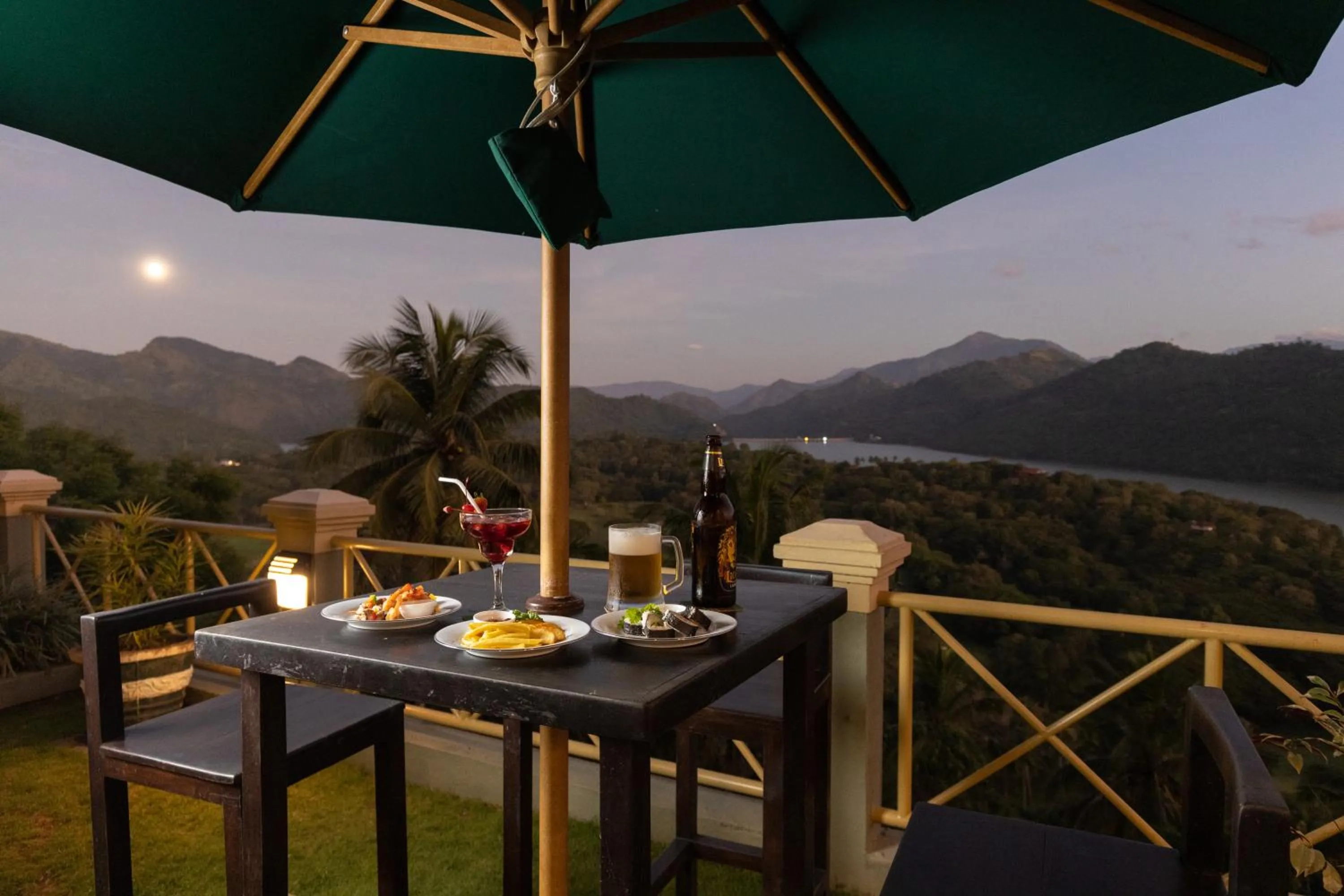 Natural landscape in The Albatross, Kandy