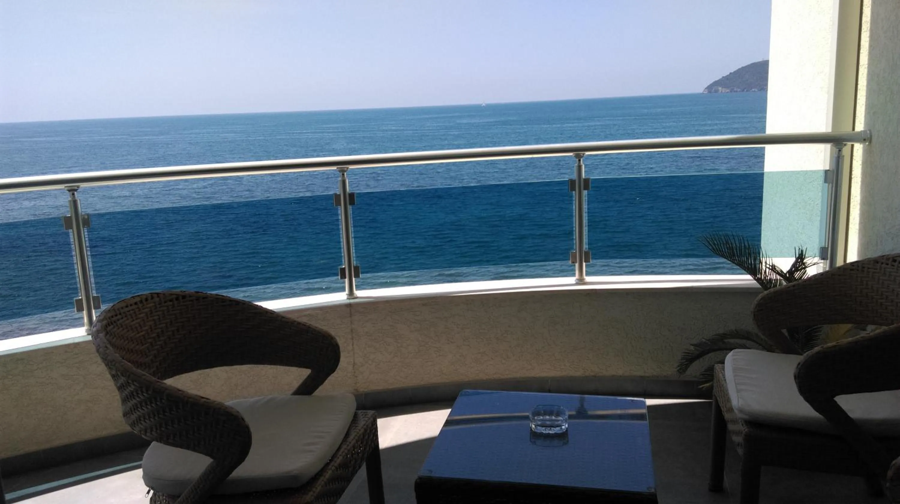 Balcony/Terrace in Love Live Hotel