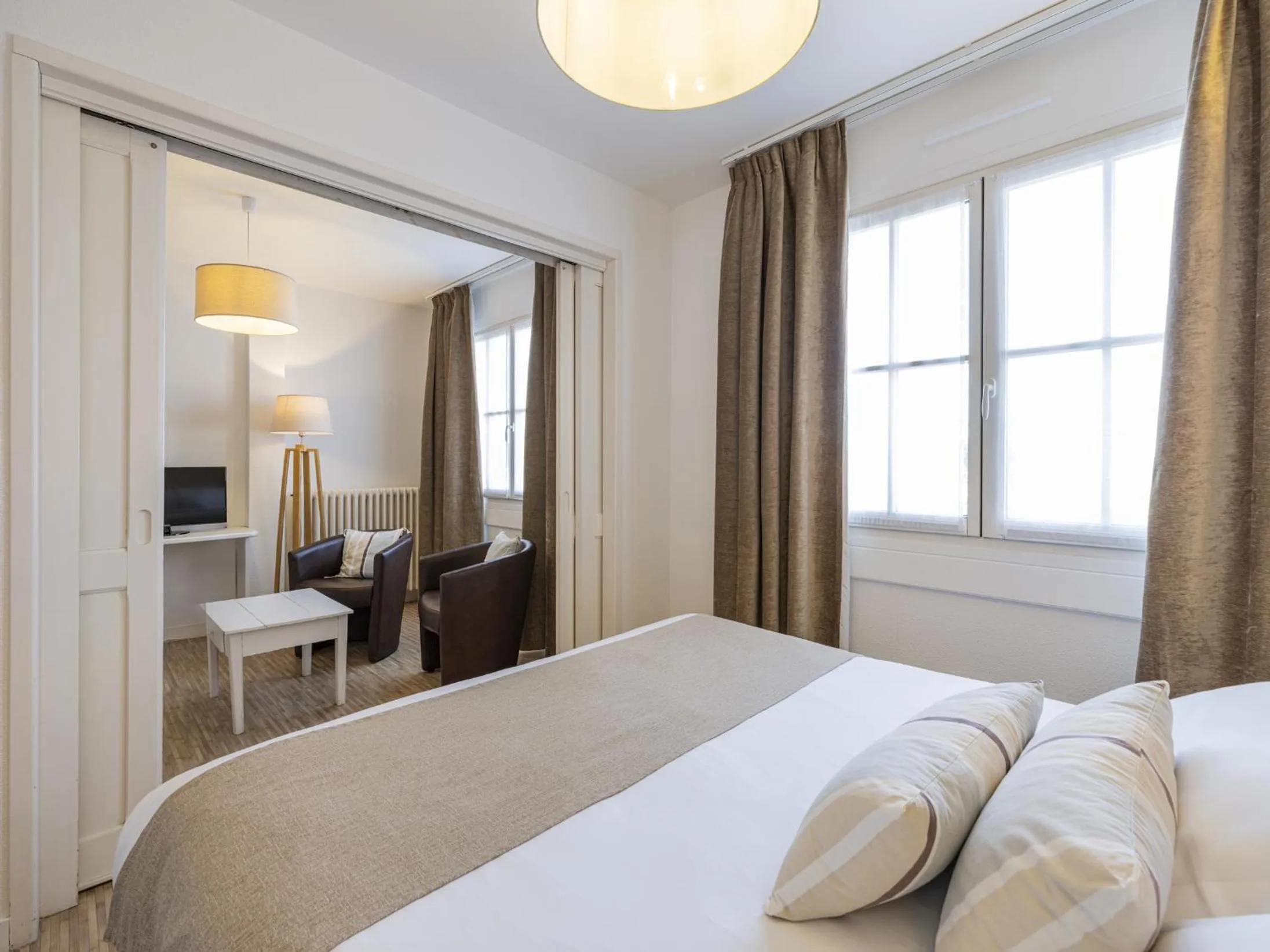 Bed in Hotel Autre Mer