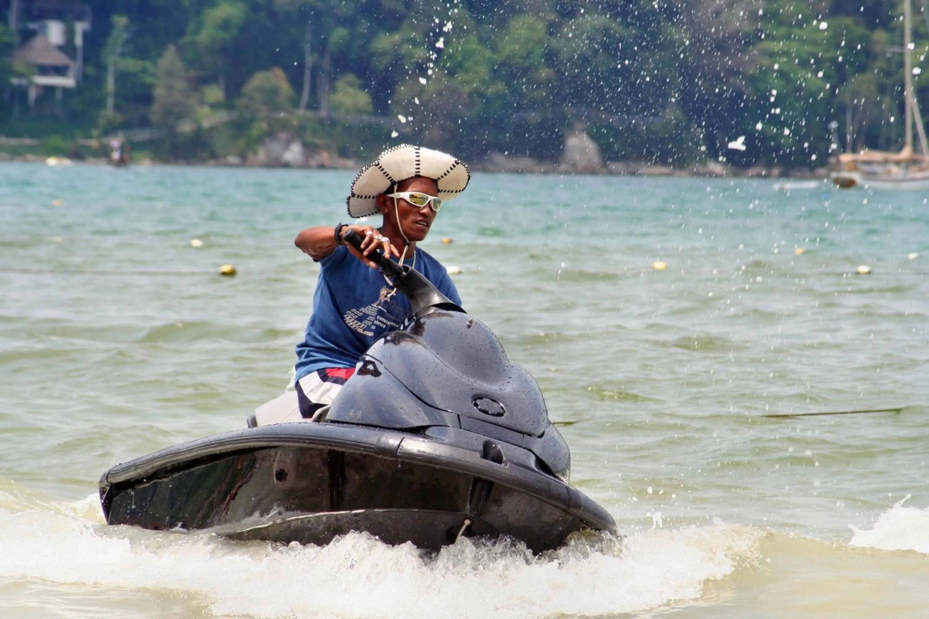 Beach in Austrian Garden Hotel & Restaurant Patong