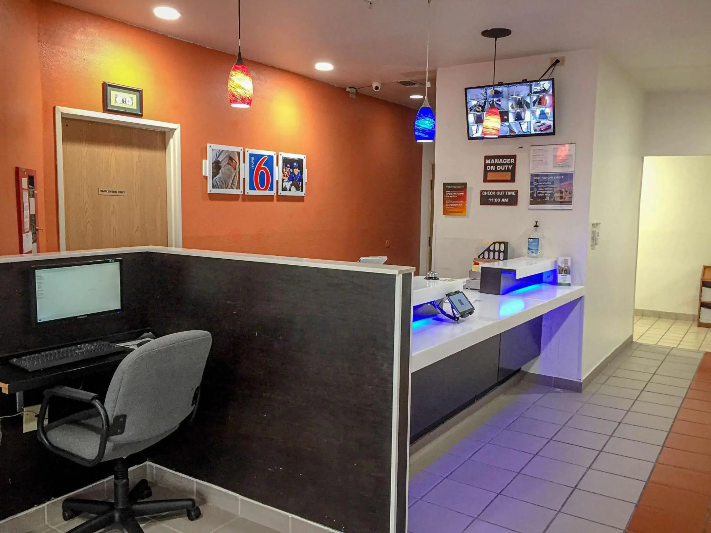 Lobby or reception in Motel 6-Woodway, TX Lobby or reception in Motel 6-Woodway, TX