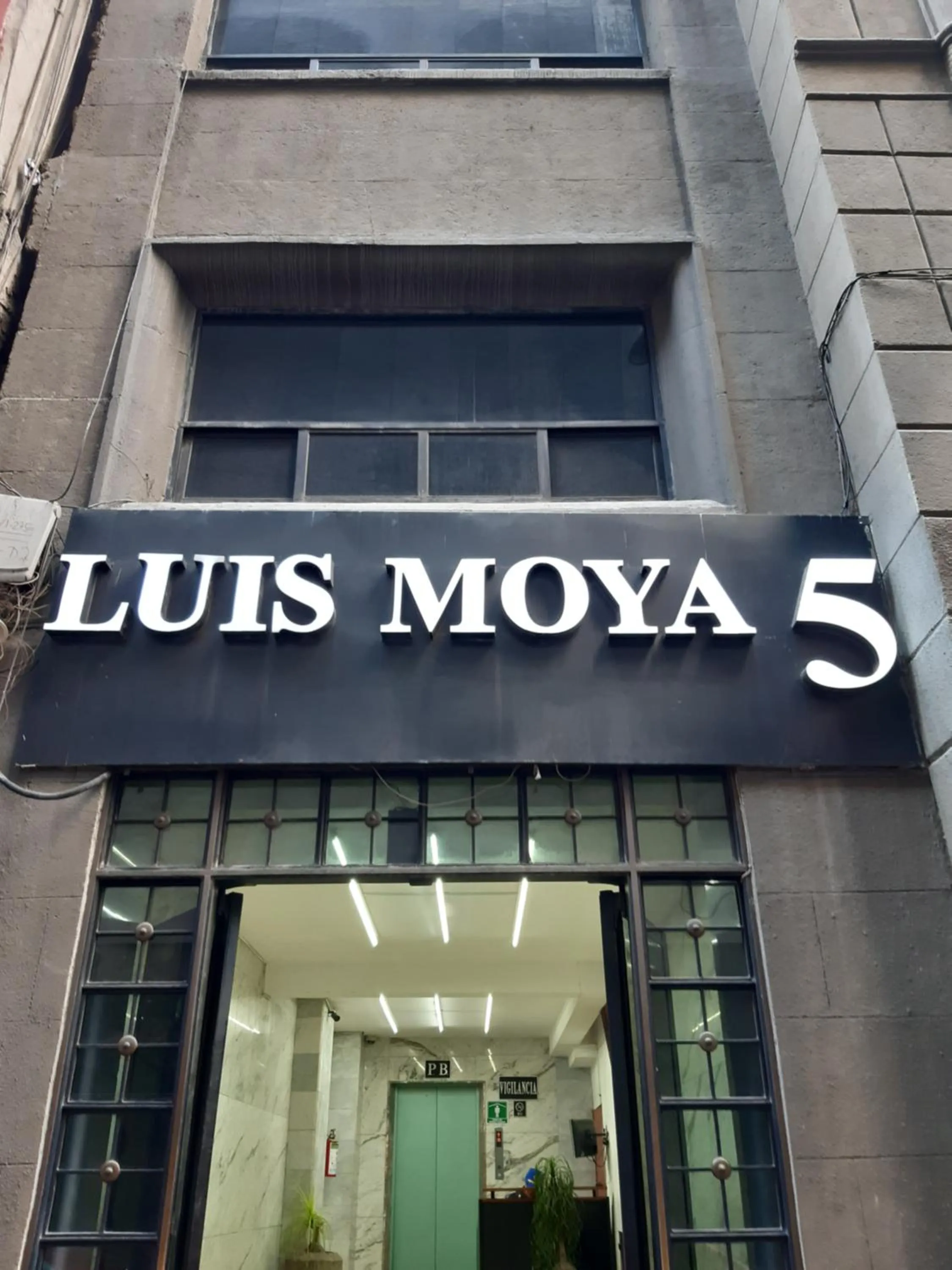 Property building in Alameda House