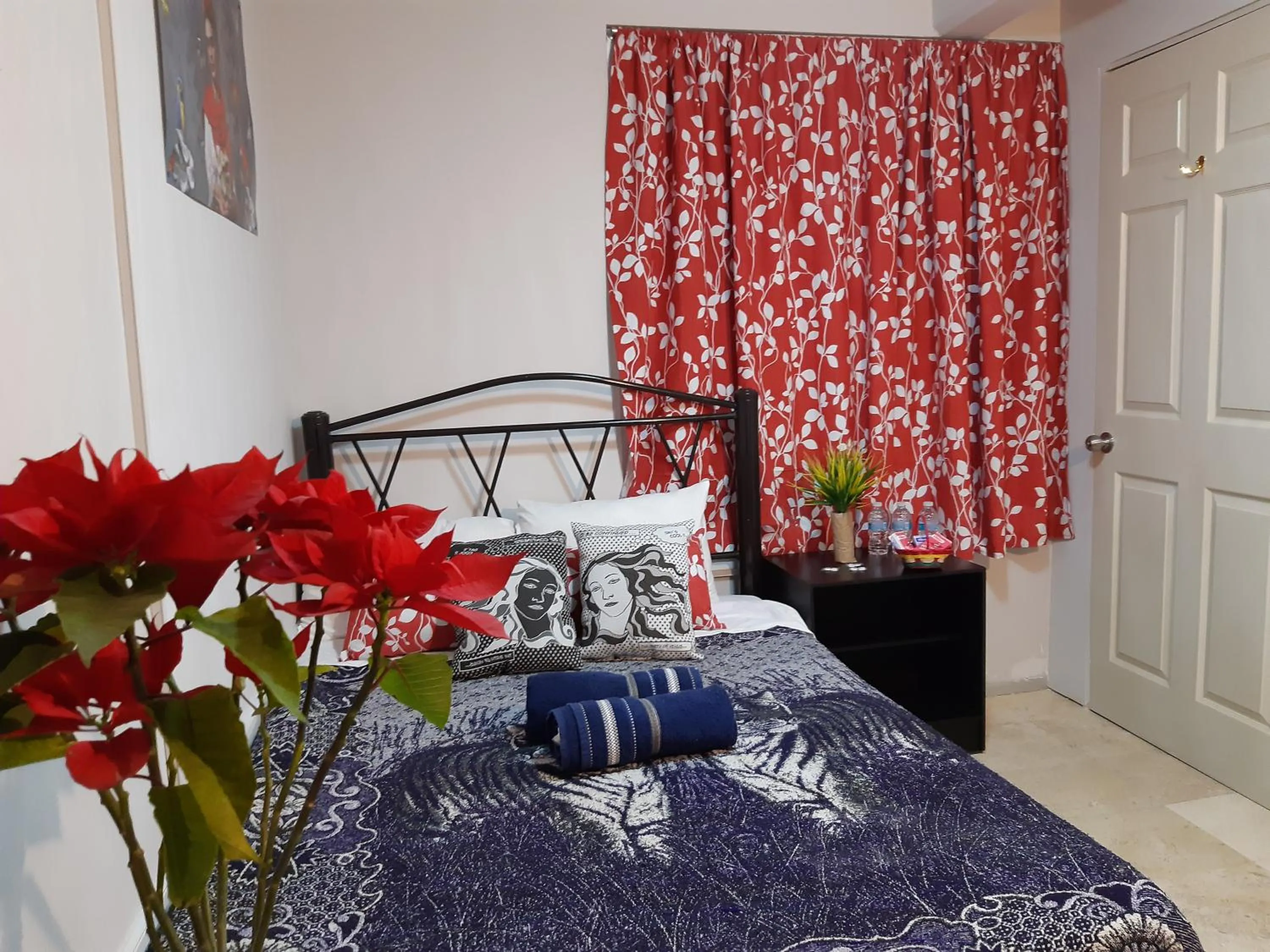 Bed in Alameda House