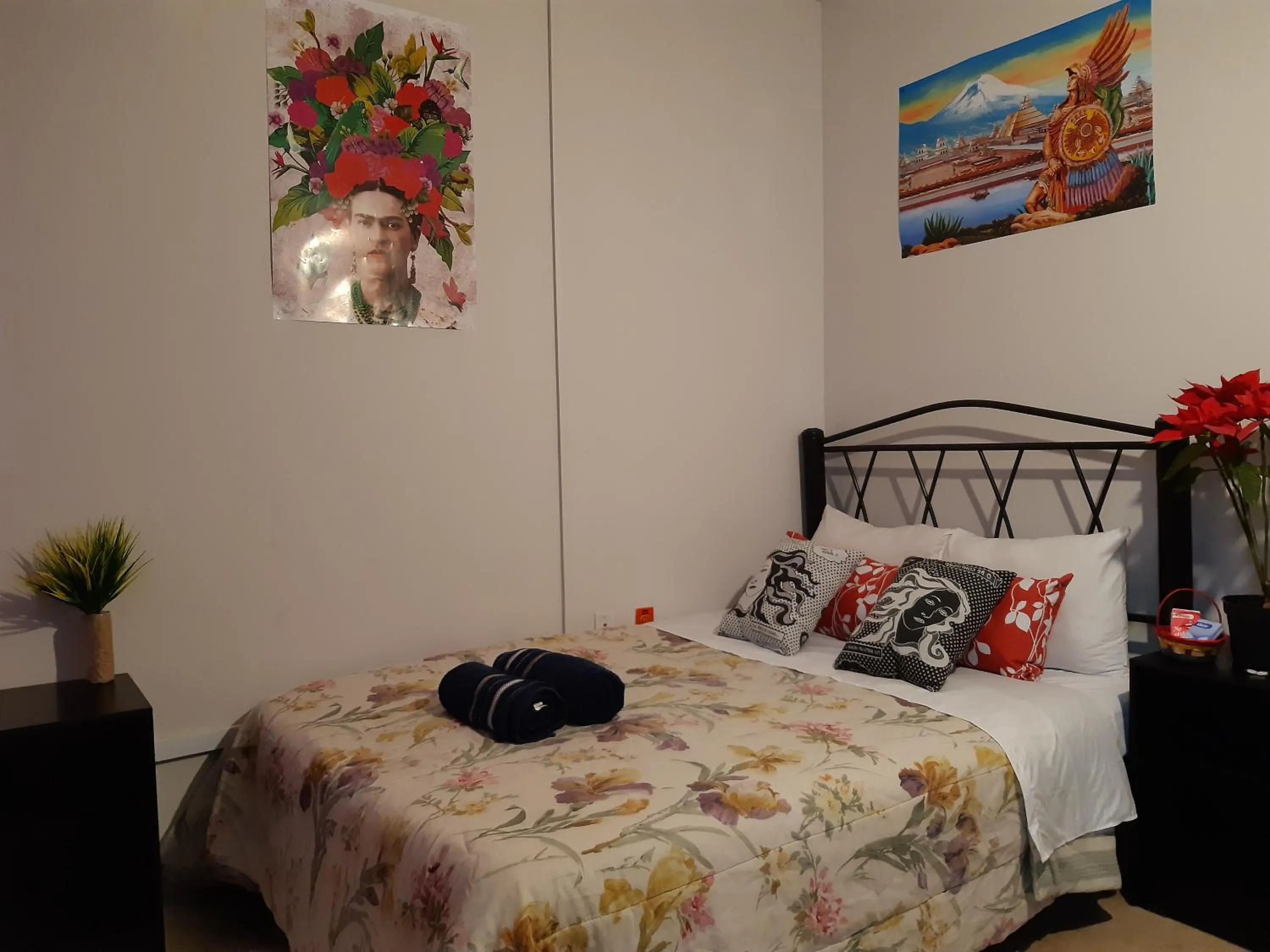 Bed in Alameda House